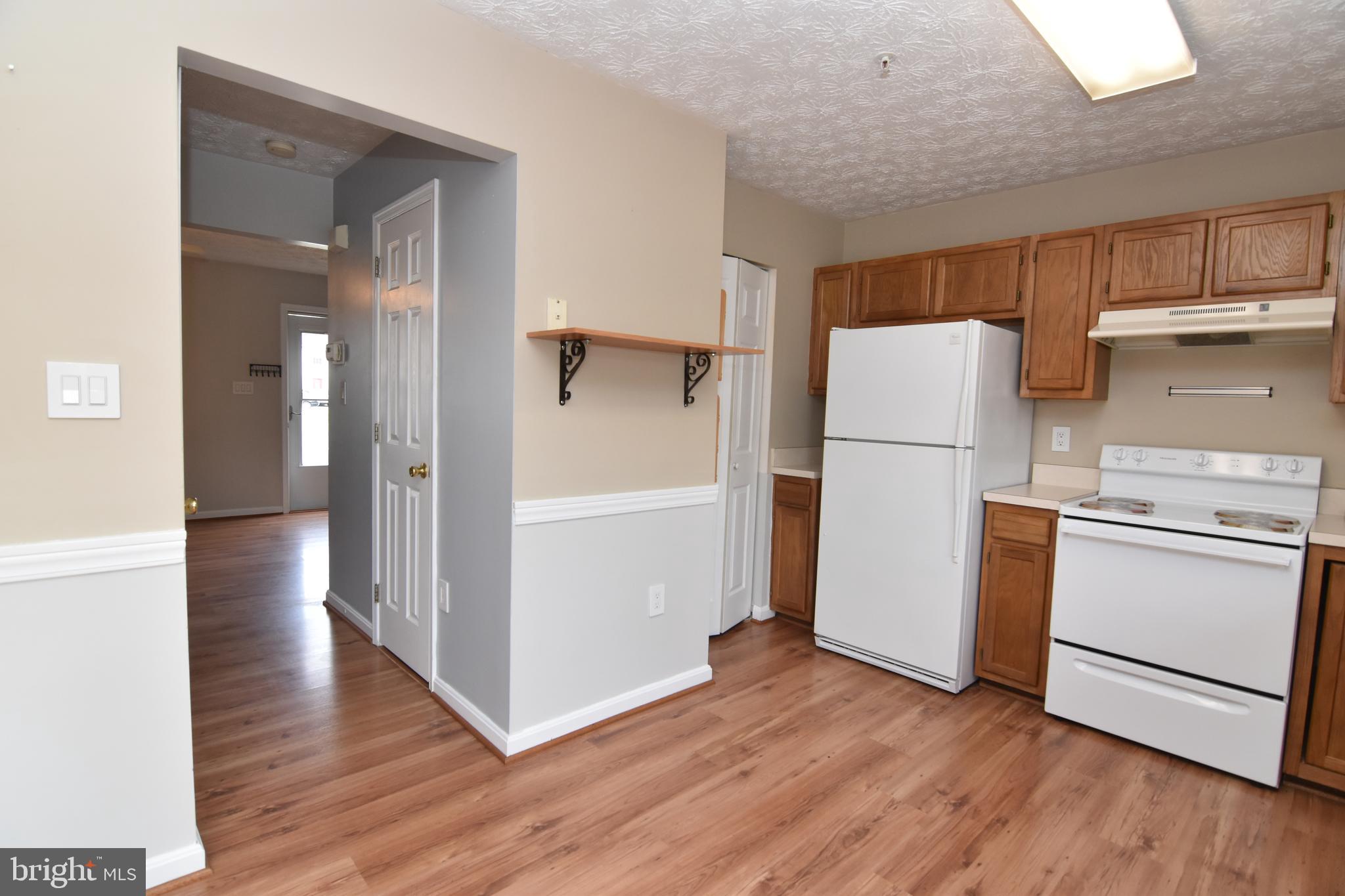 LAUREL GLEN - Residential