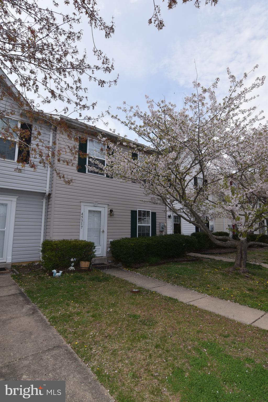 LAUREL GLEN - Residential