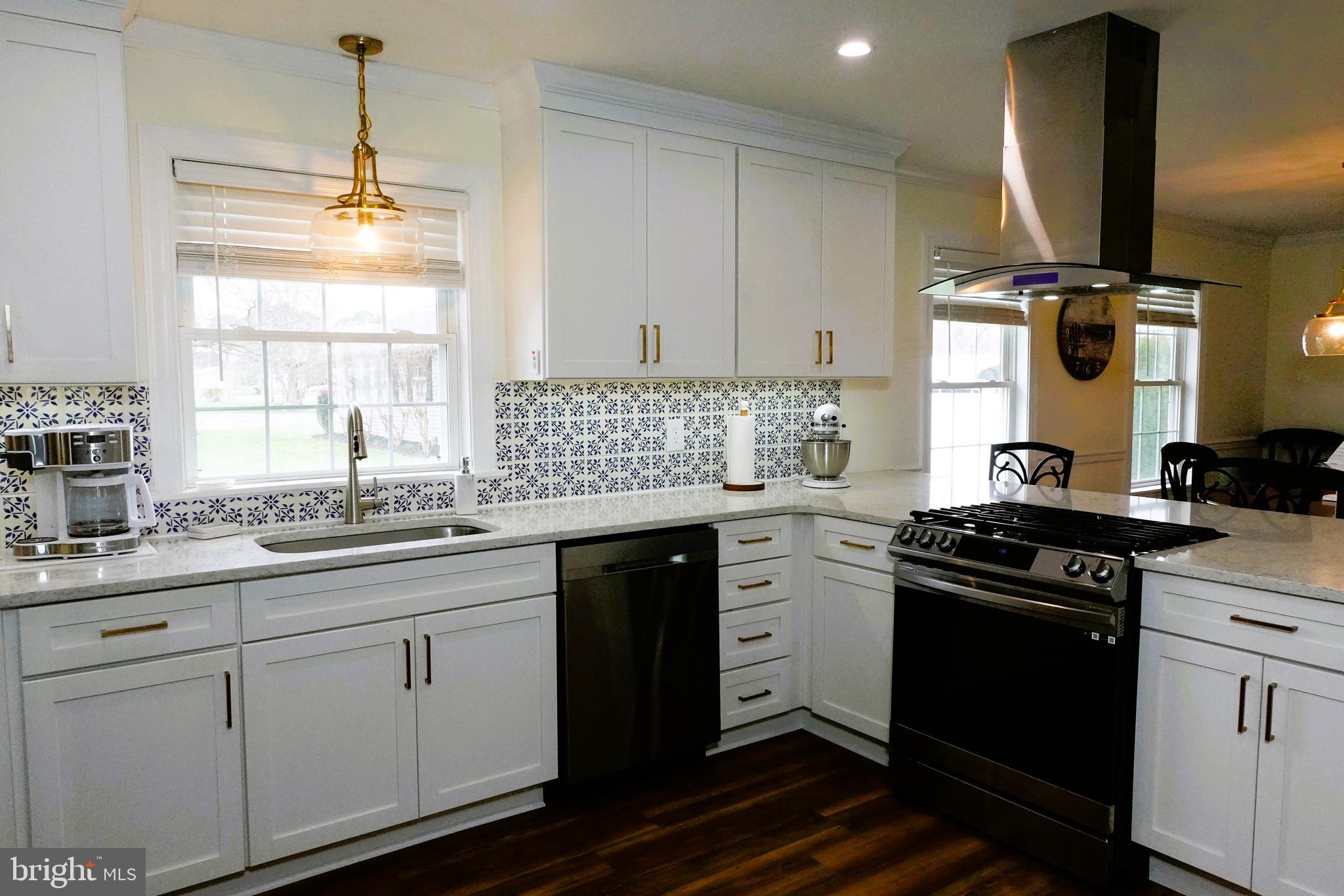 DEEP POINT - Residential