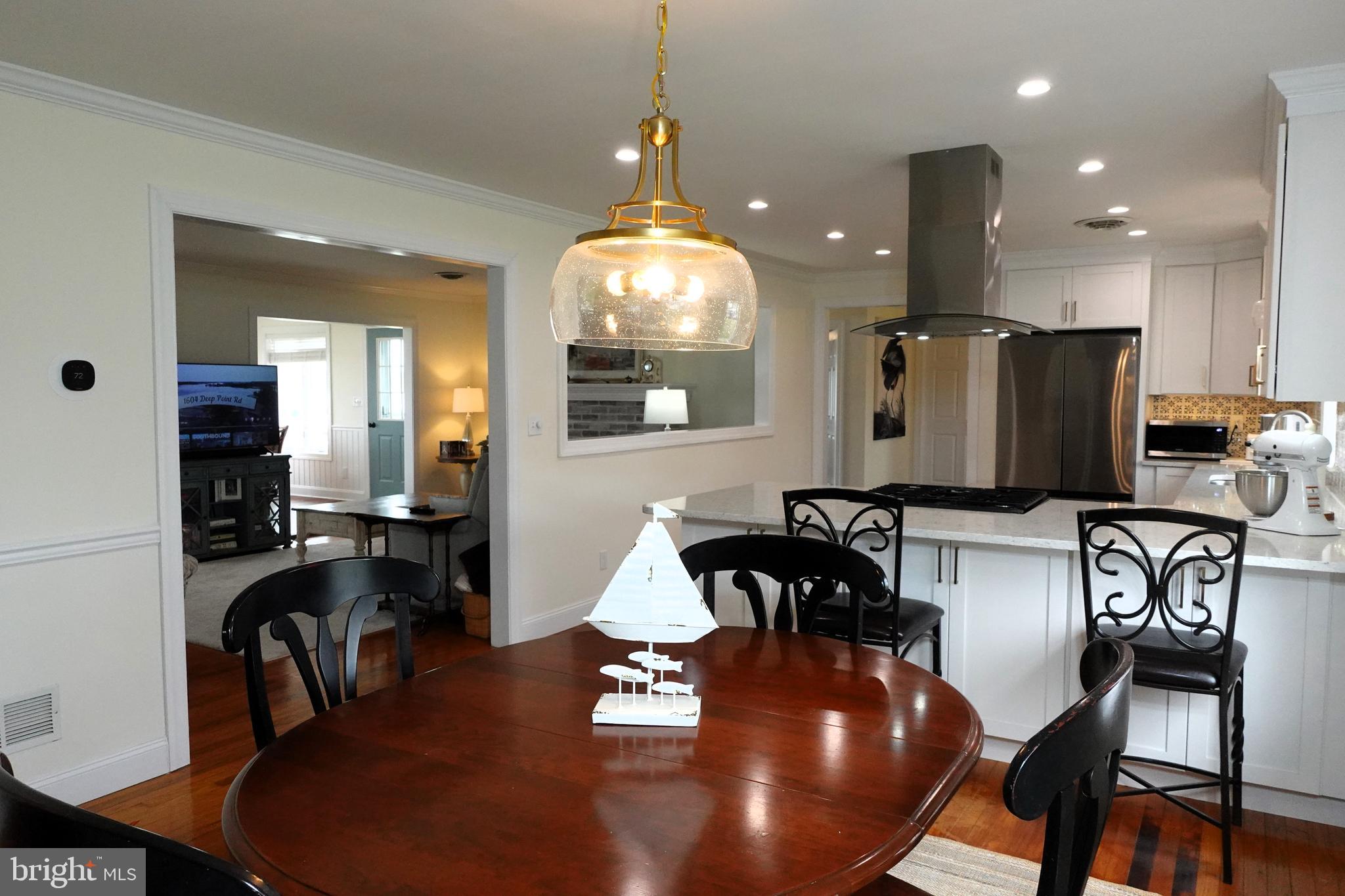 DEEP POINT - Residential