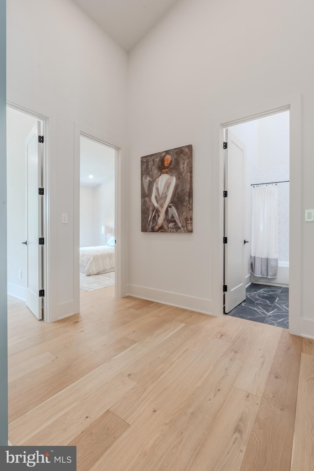 RAYMONDALE - Residential