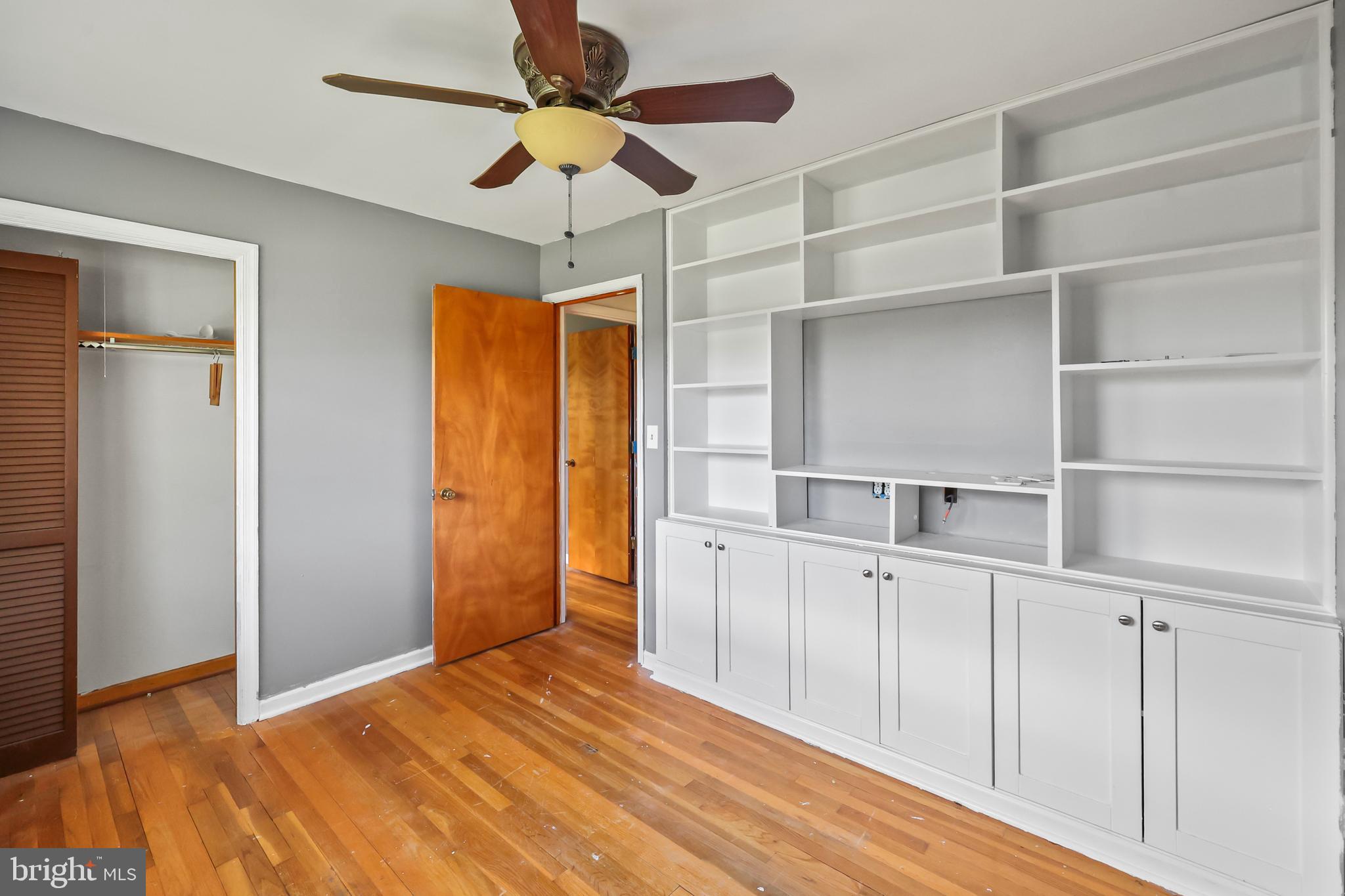 LAKE ACRES - Residential