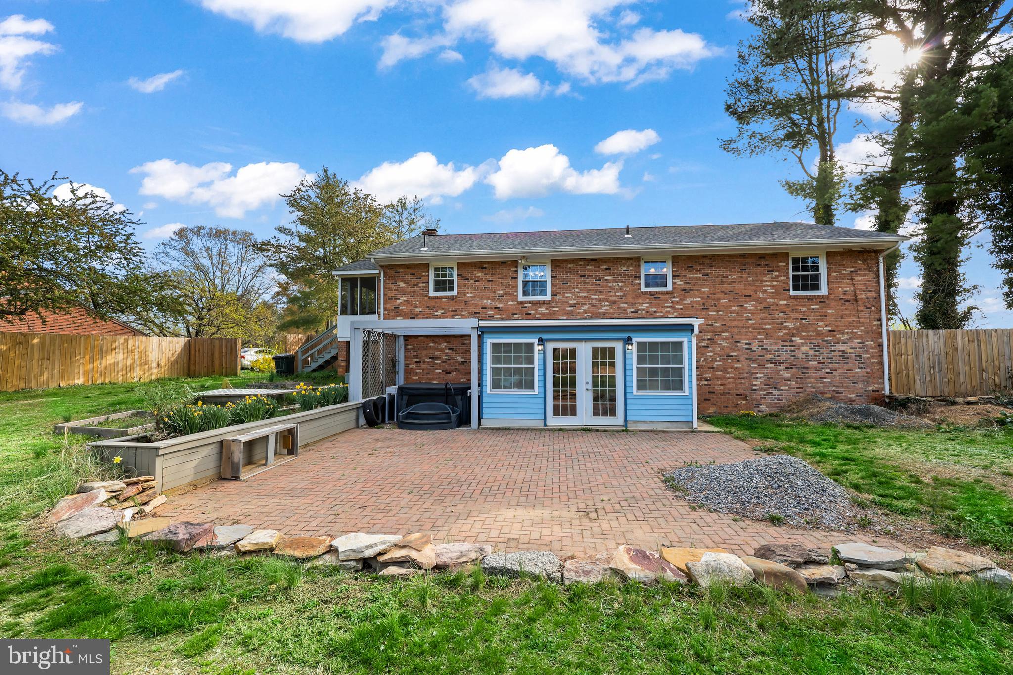 LAKE ACRES - Residential