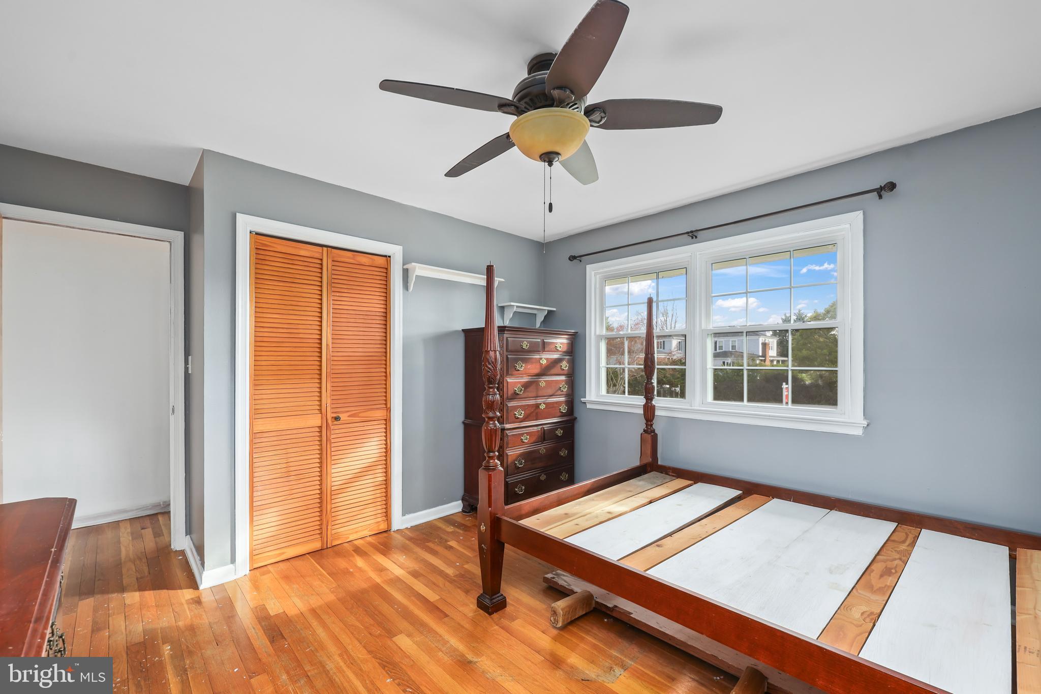 LAKE ACRES - Residential