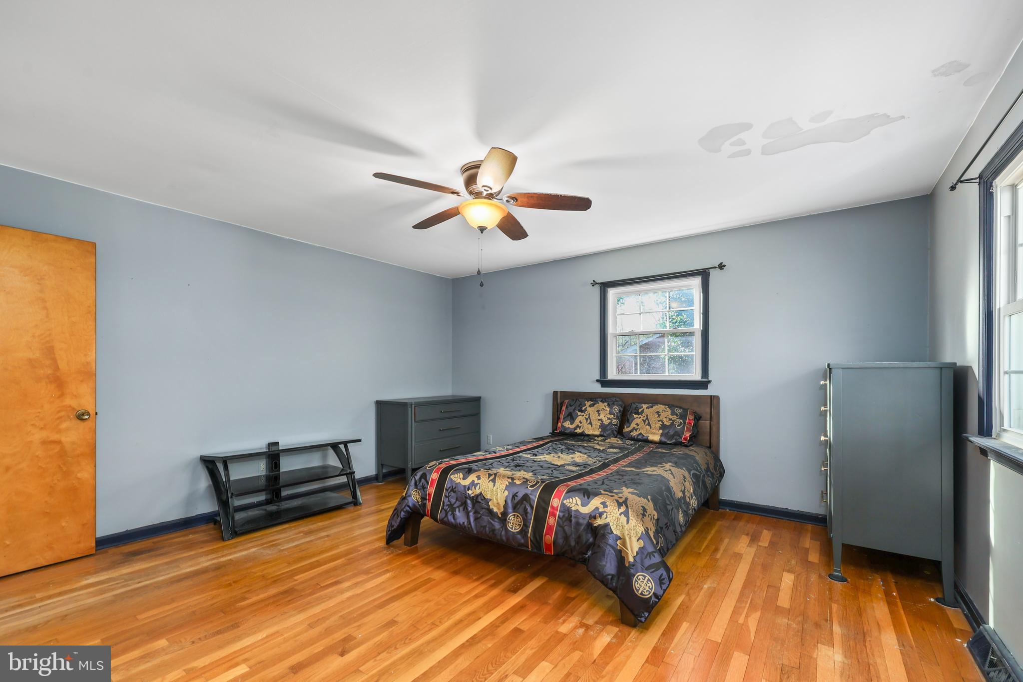 LAKE ACRES - Residential