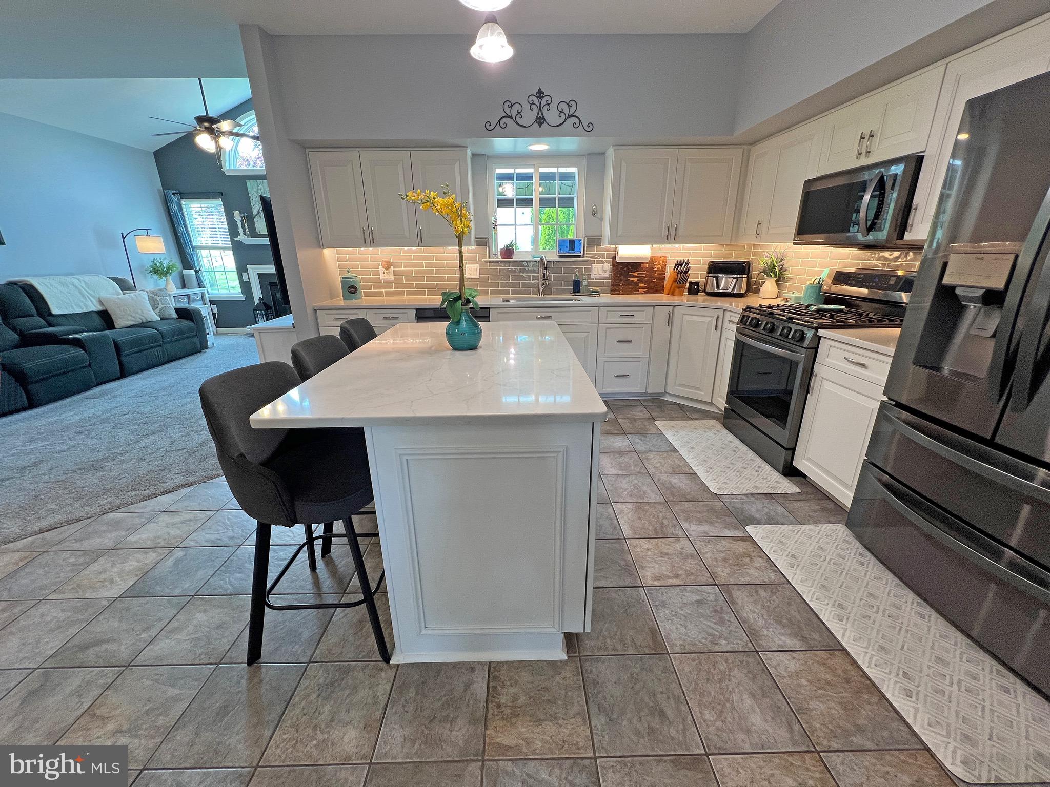 YORKTOWN CROSSING - Residential