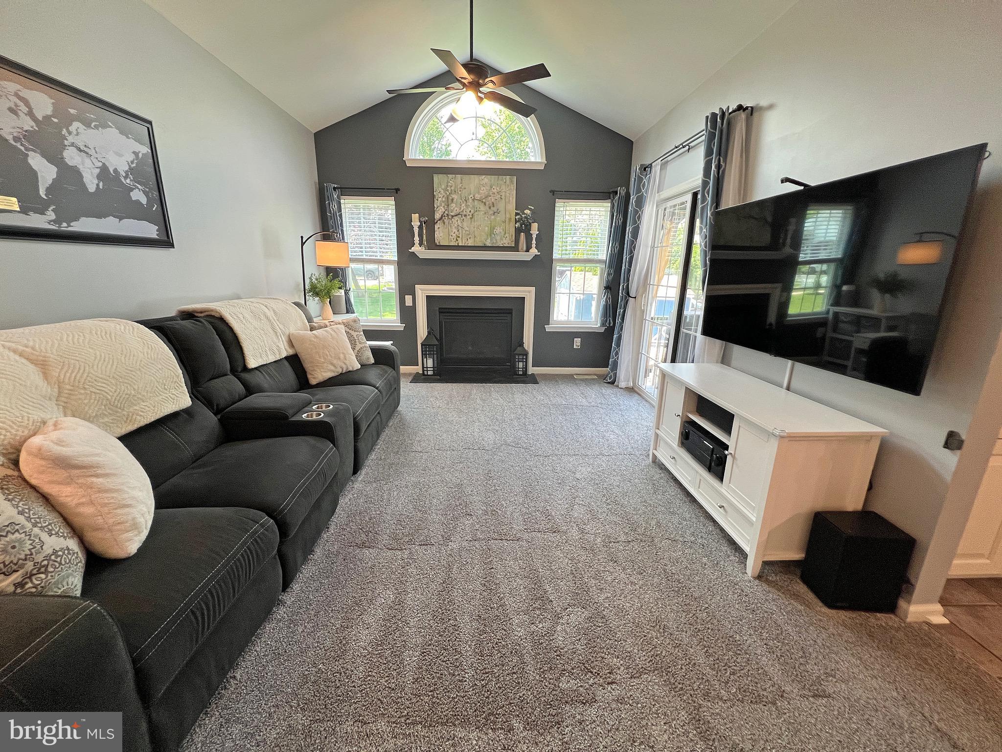 YORKTOWN CROSSING - Residential