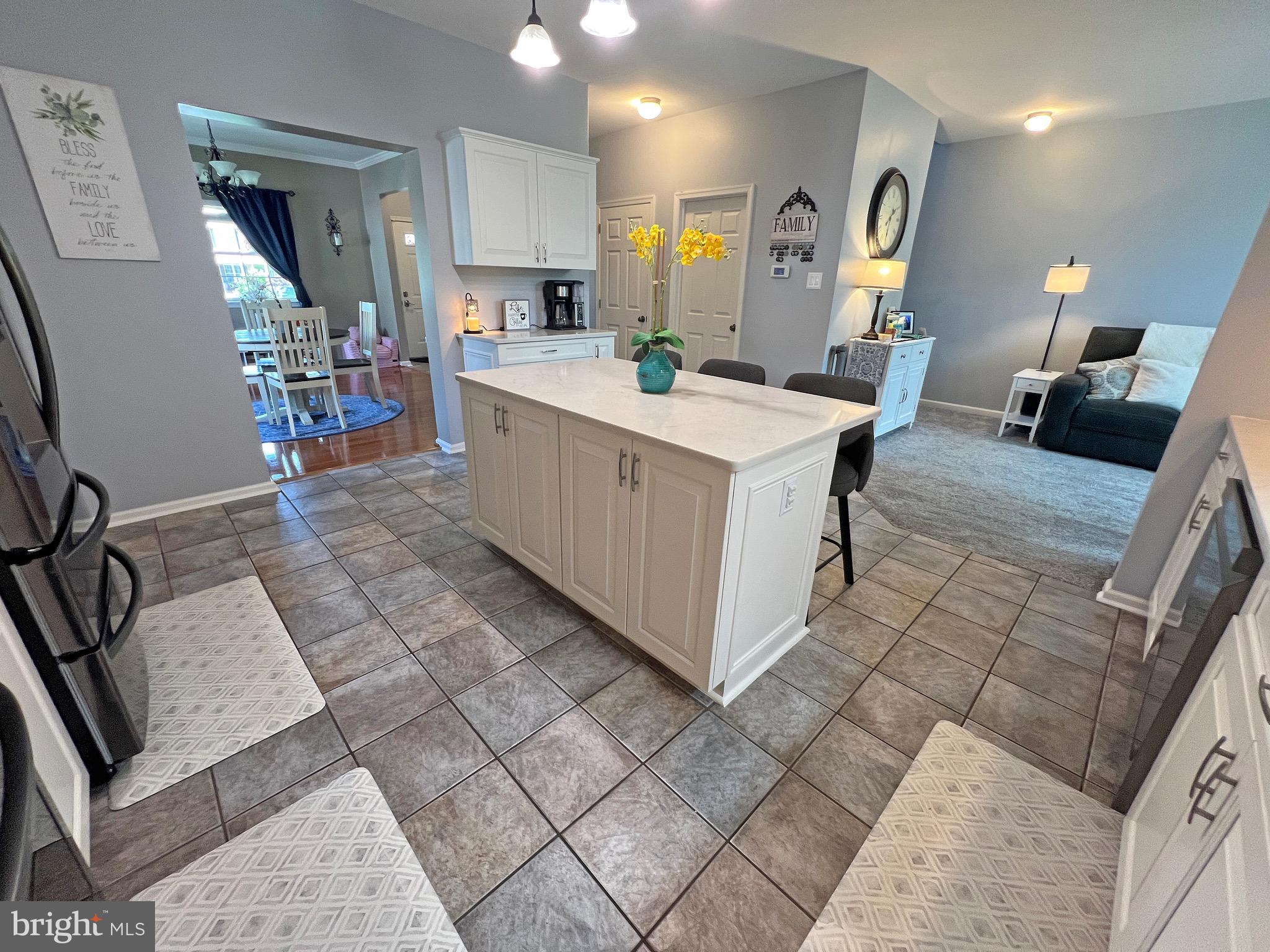 YORKTOWN CROSSING - Residential