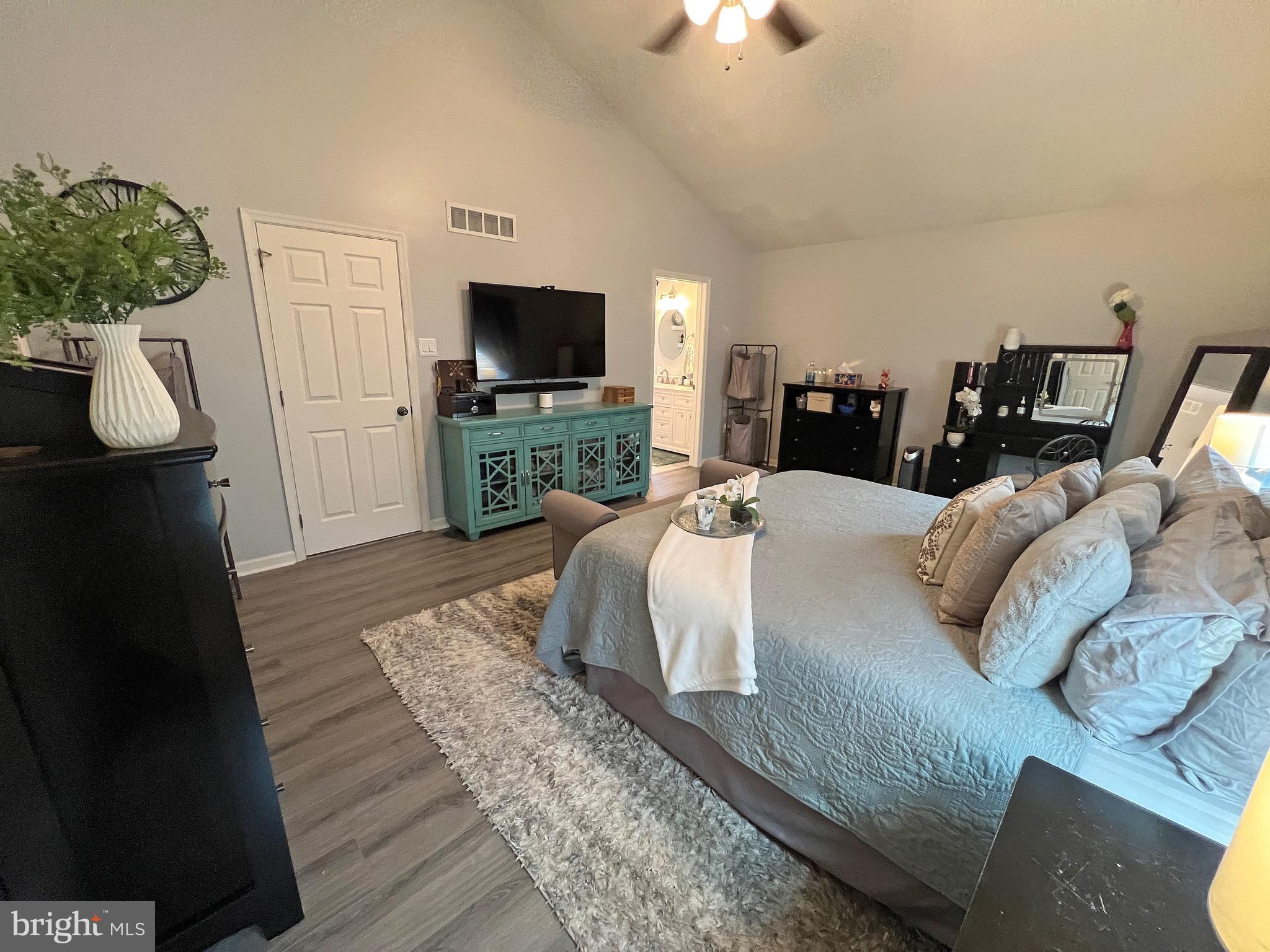 YORKTOWN CROSSING - Residential
