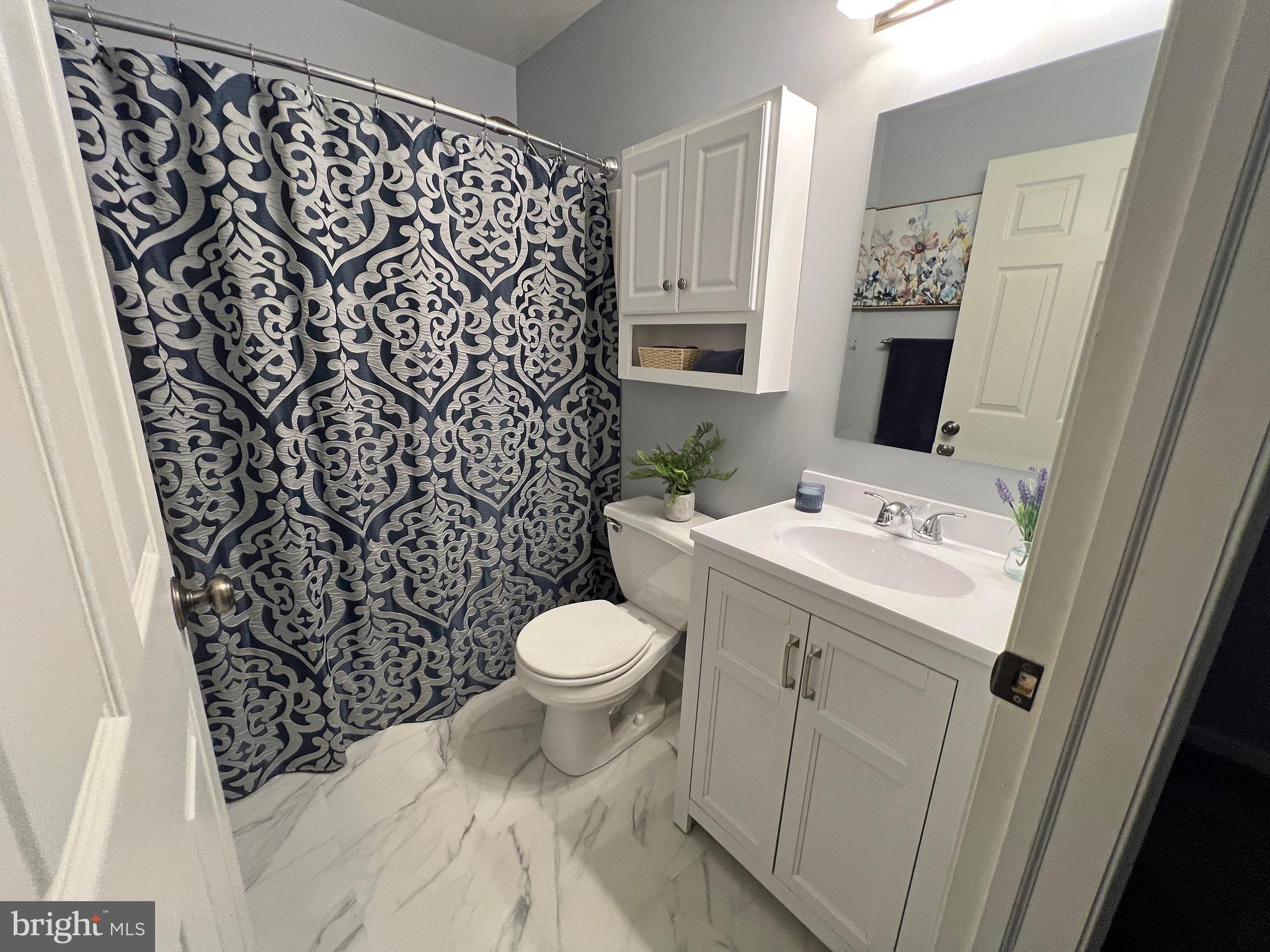 YORKTOWN CROSSING - Residential