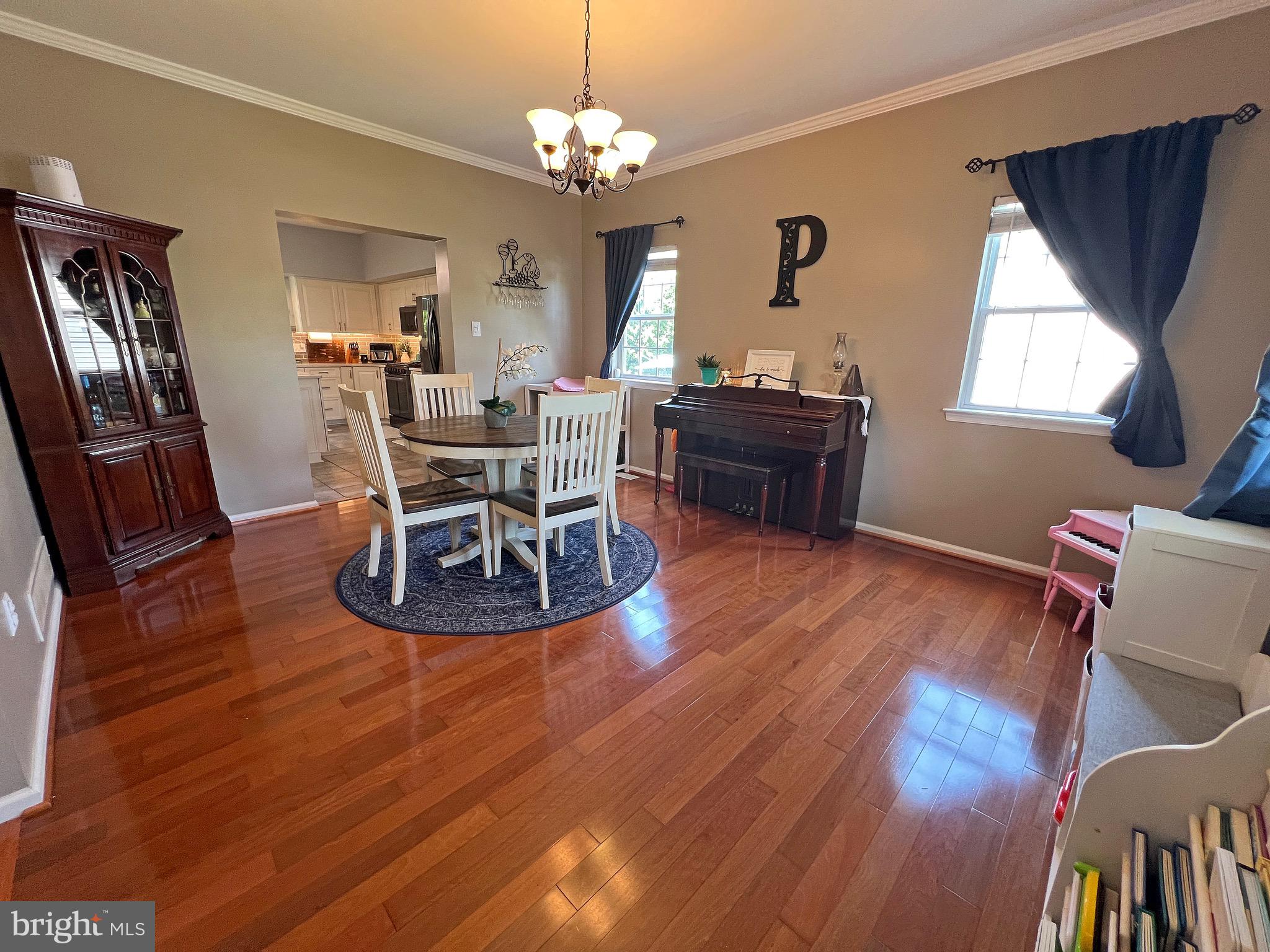 YORKTOWN CROSSING - Residential