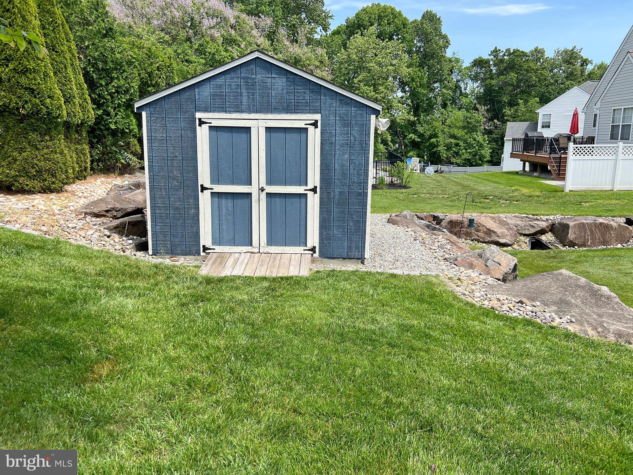 YORKTOWN CROSSING - Residential