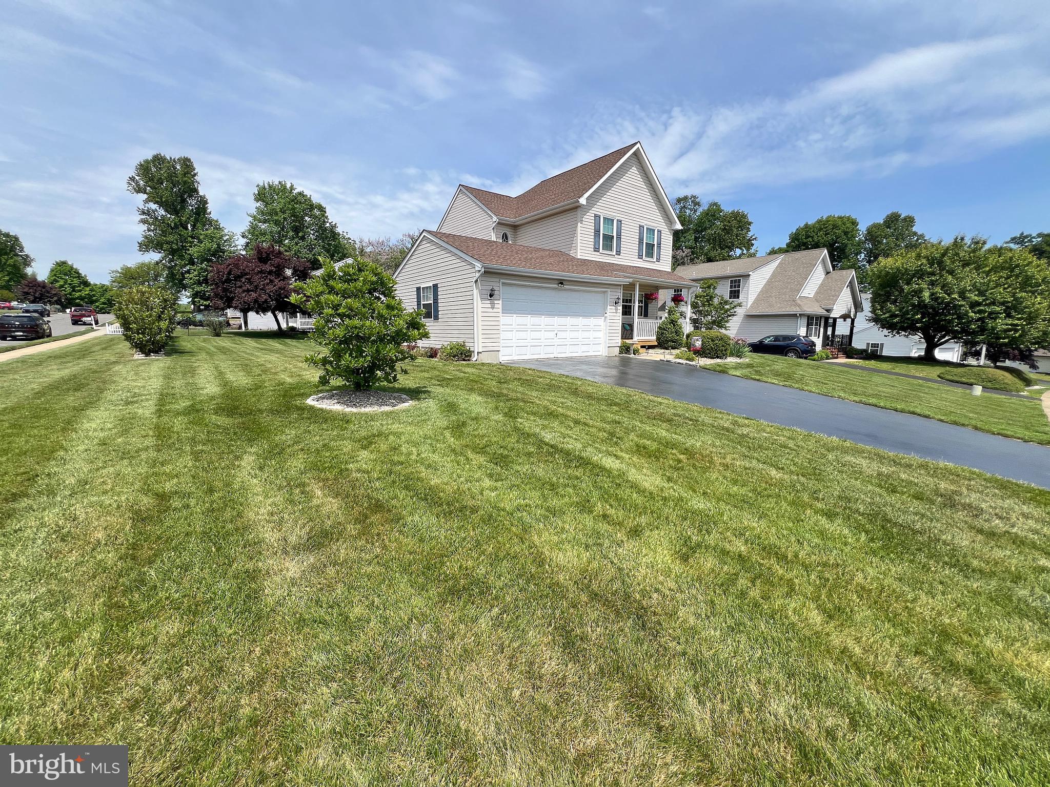 YORKTOWN CROSSING - Residential