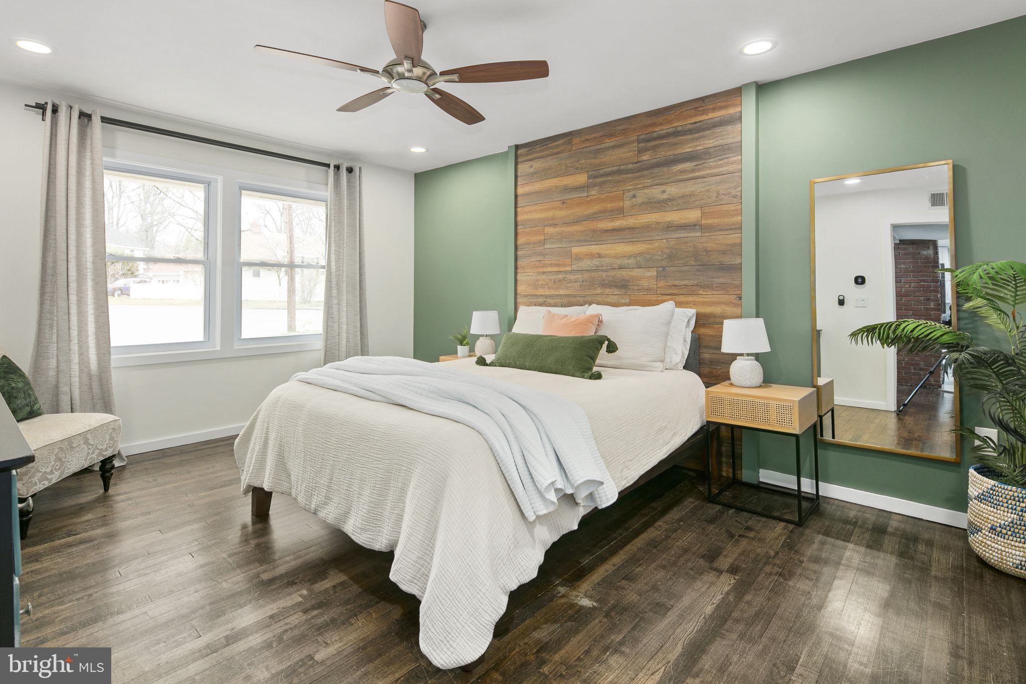 NORTH WOODSIDE - Residential