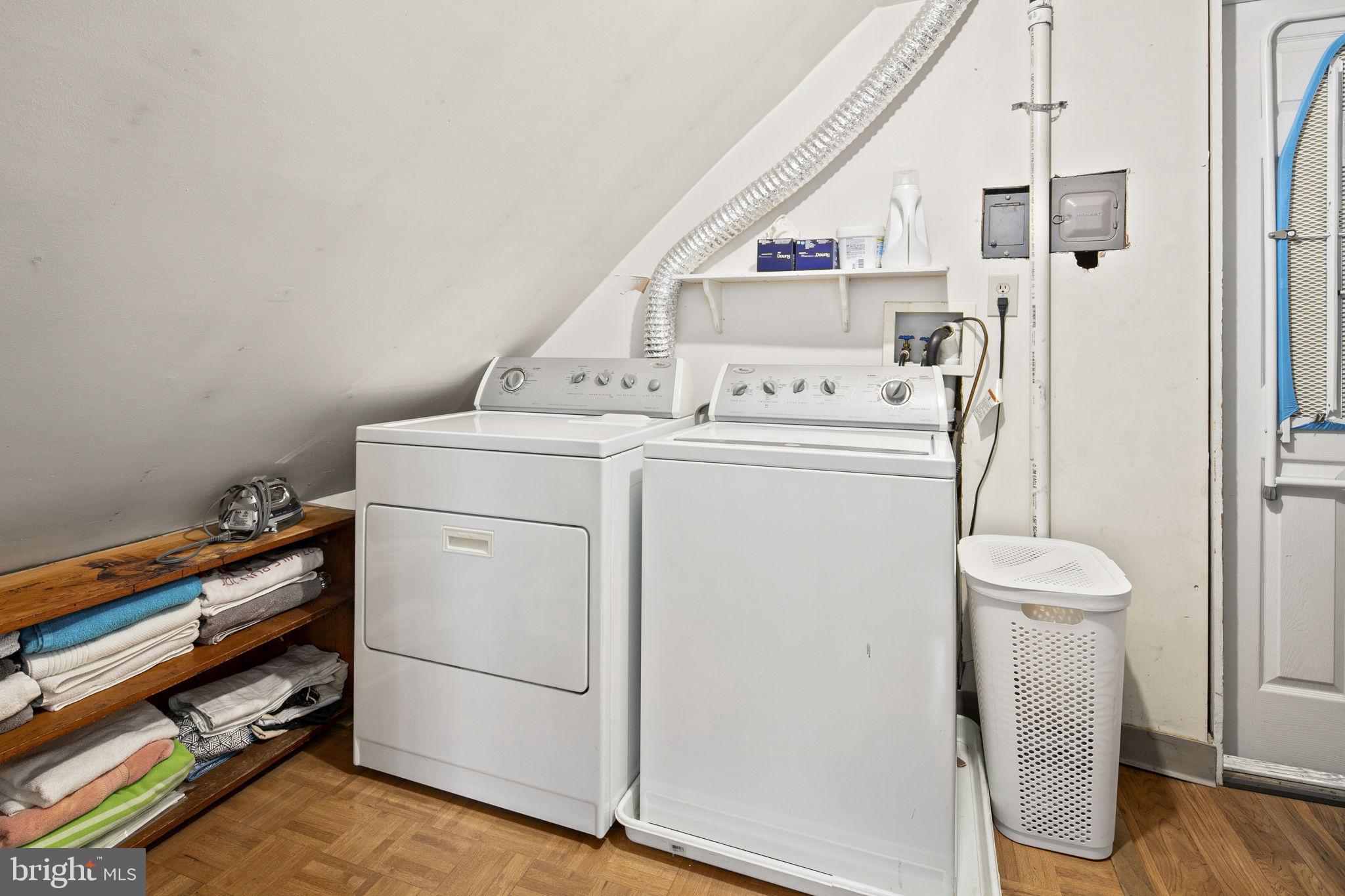 NORTH WOODSIDE - Residential