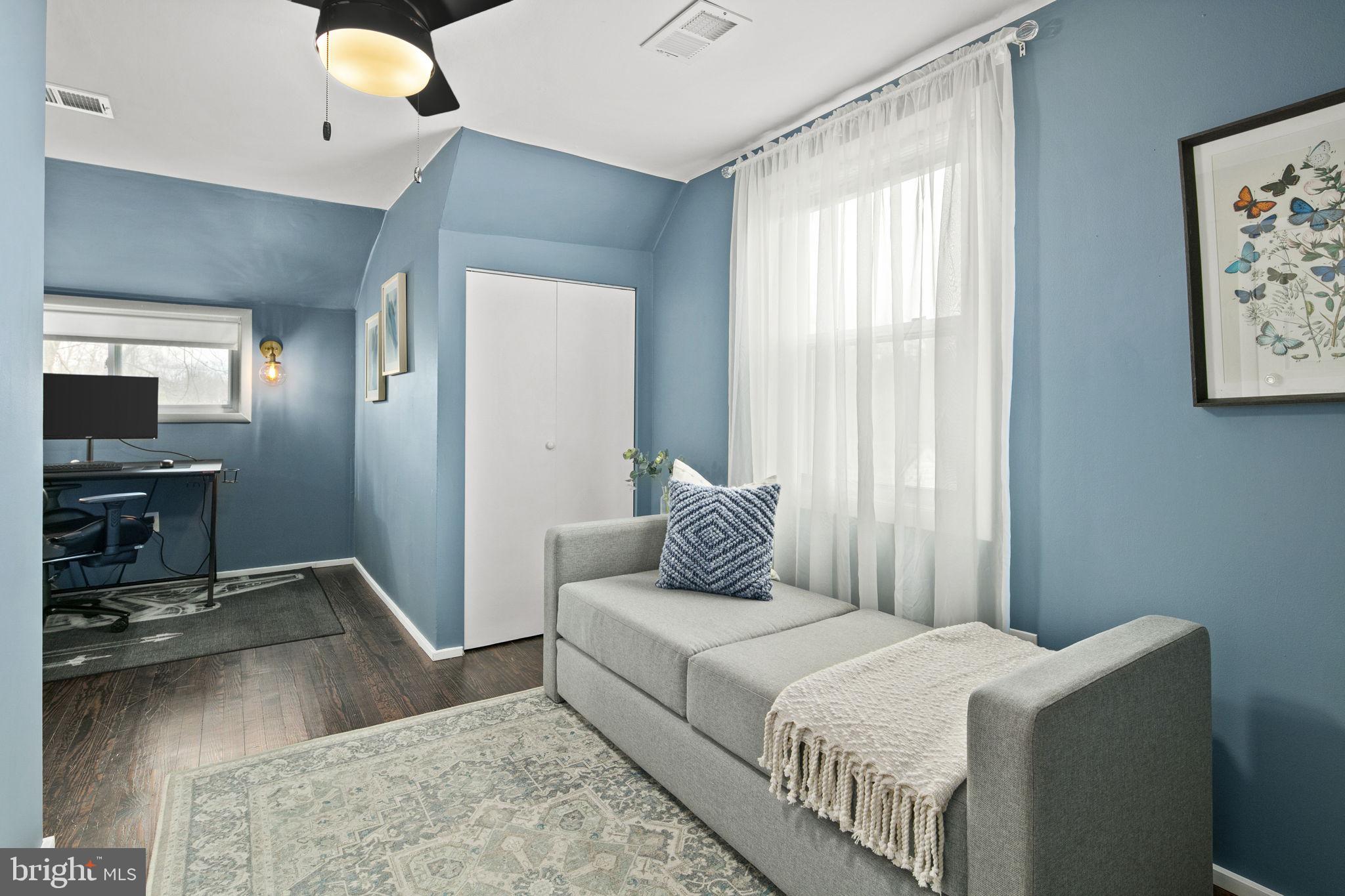 NORTH WOODSIDE - Residential