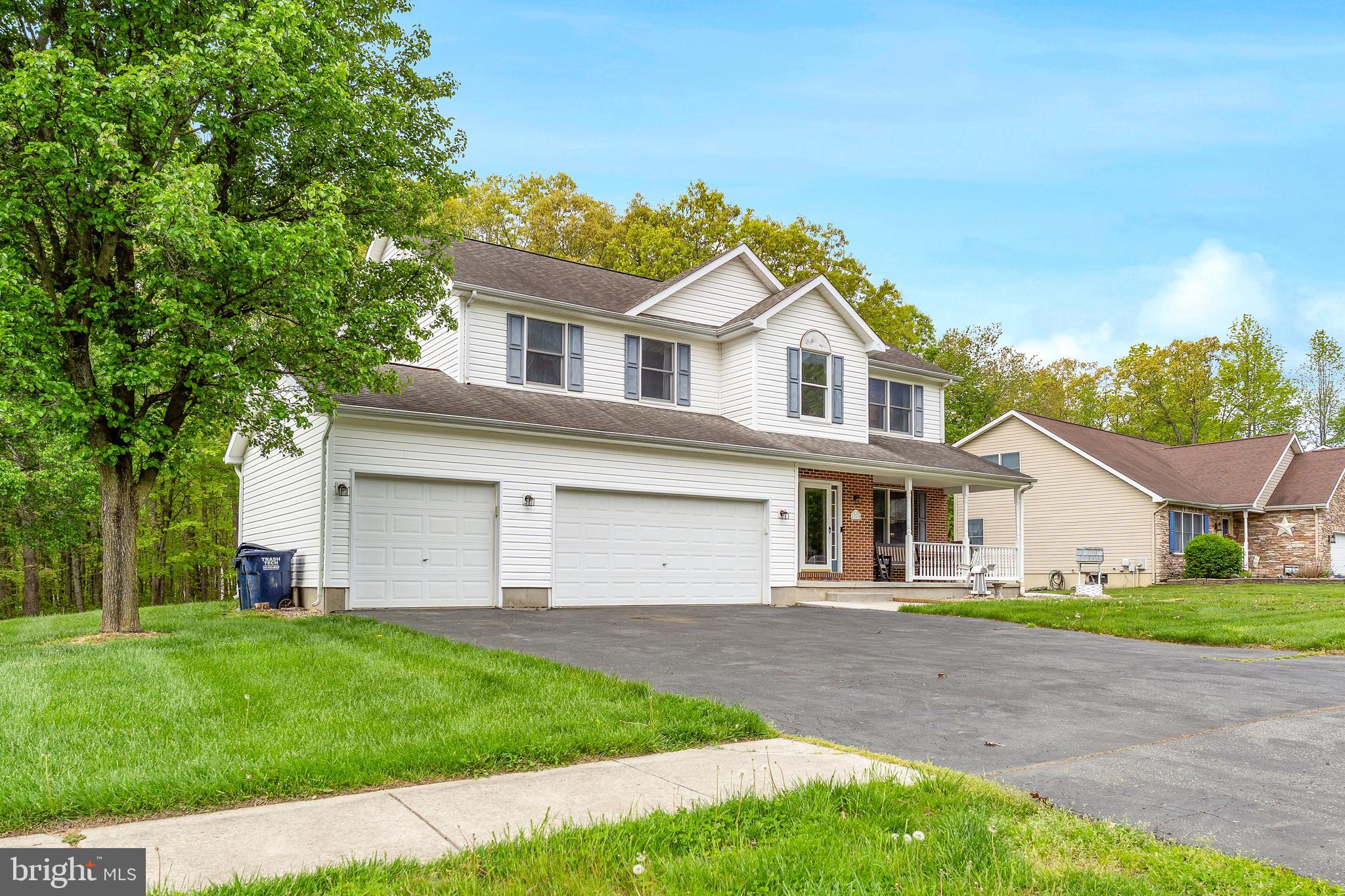 76 WATSON WAY