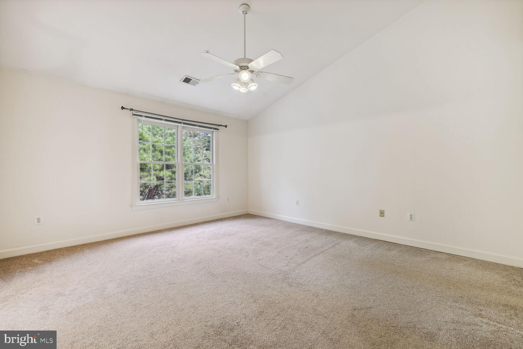 PT ROCKVILLE TWN RES 3 - Residential Lease