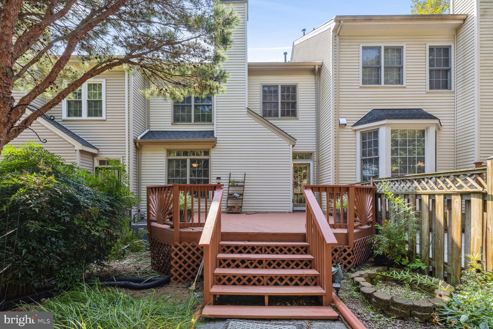 PT ROCKVILLE TWN RES 3 - Residential Lease