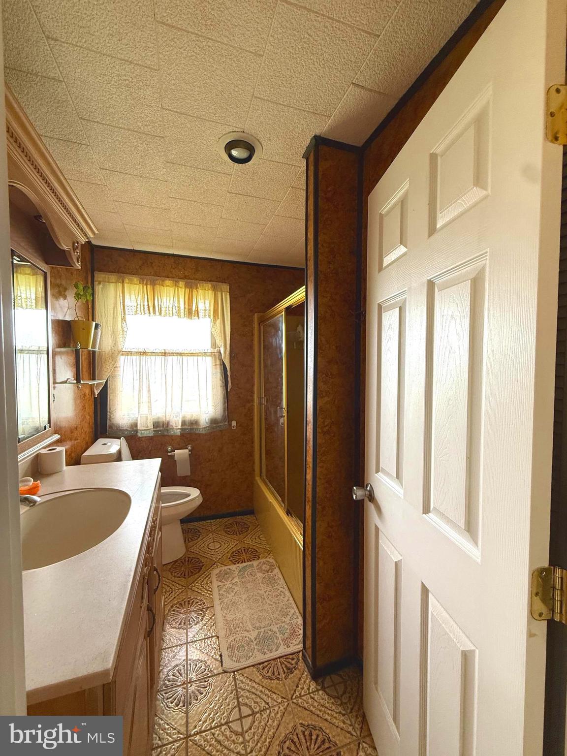 NOTTINGHAM VIL - Residential