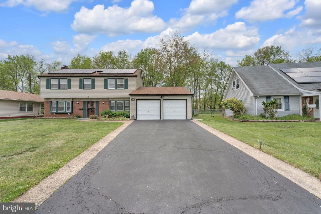 Photo of 13 Northampton Drive, WILLINGBORO, NJ 08046 (MLS # NJBL2110682)