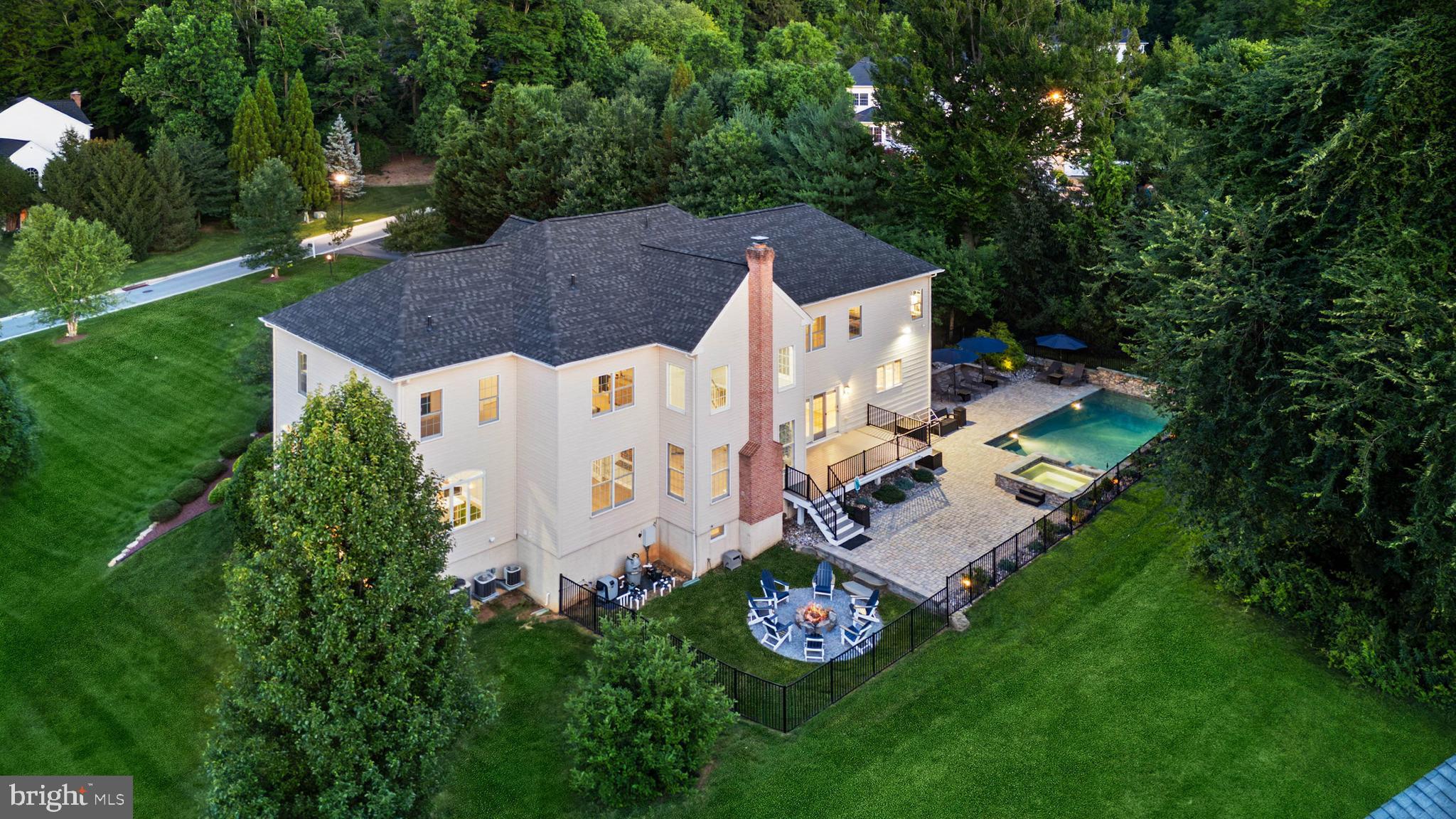 1100 SADDLE CREEK COURT