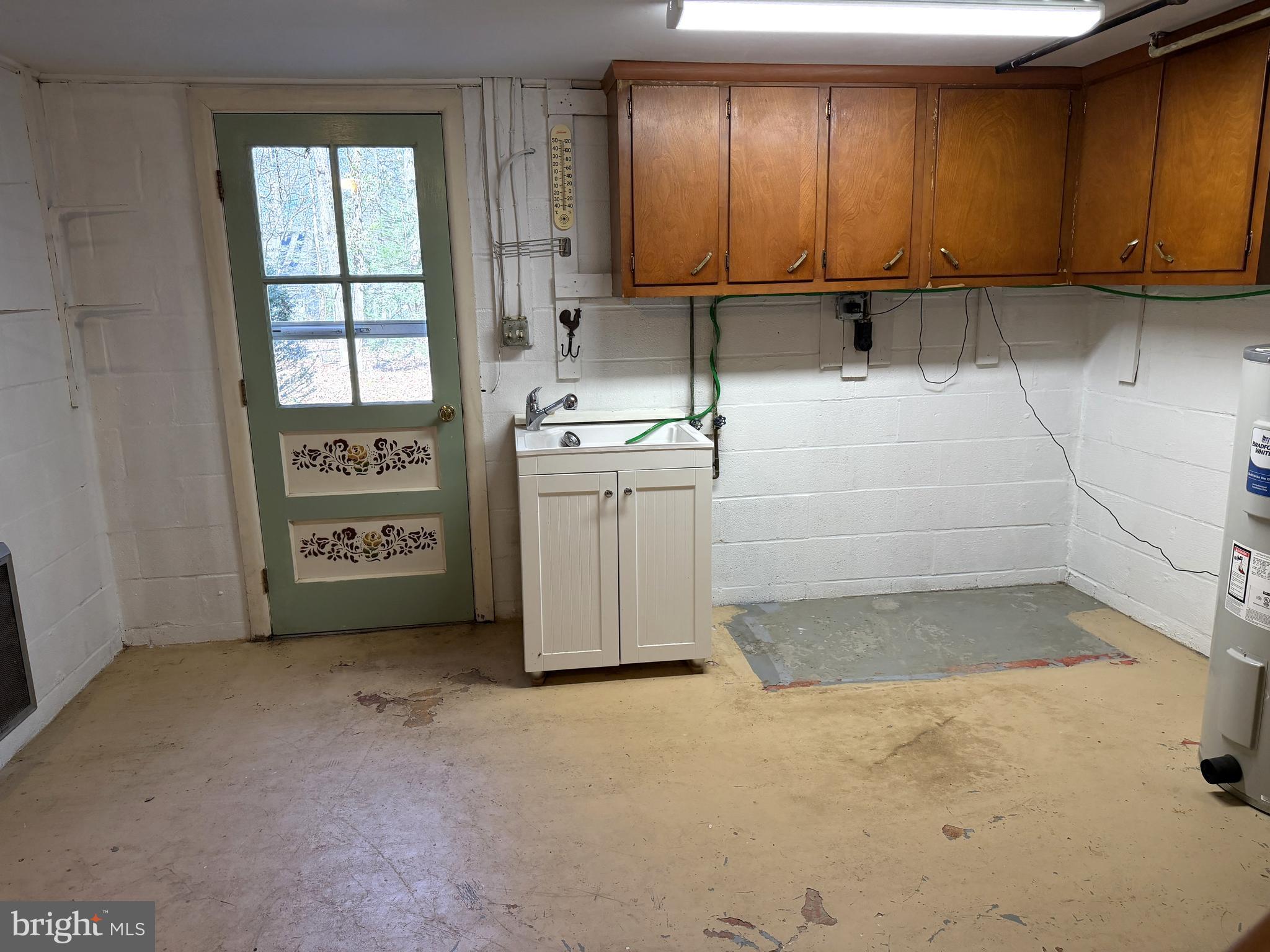 PARK FOREST VILLAGE - Residential