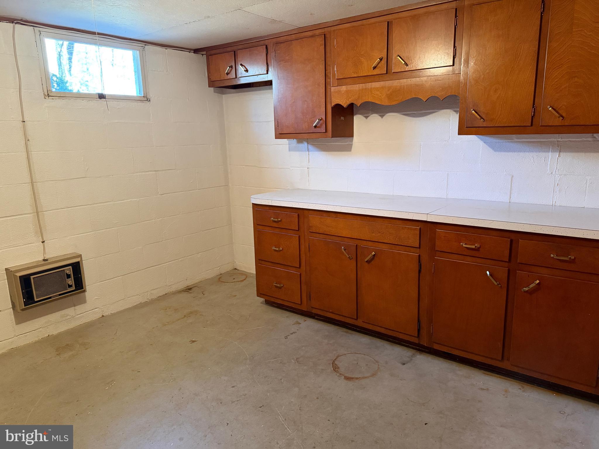 PARK FOREST VILLAGE - Residential