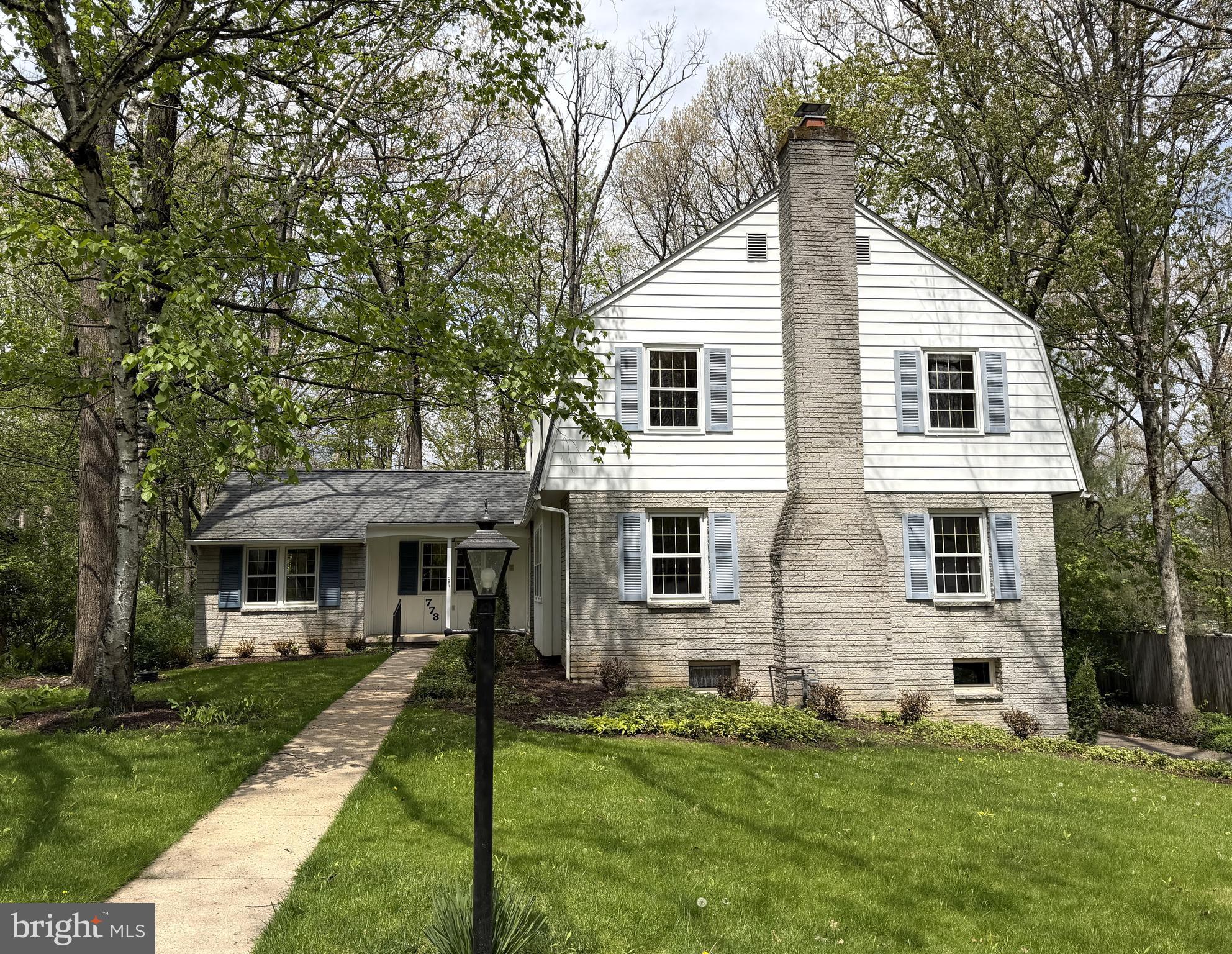 PARK FOREST VILLAGE - Residential