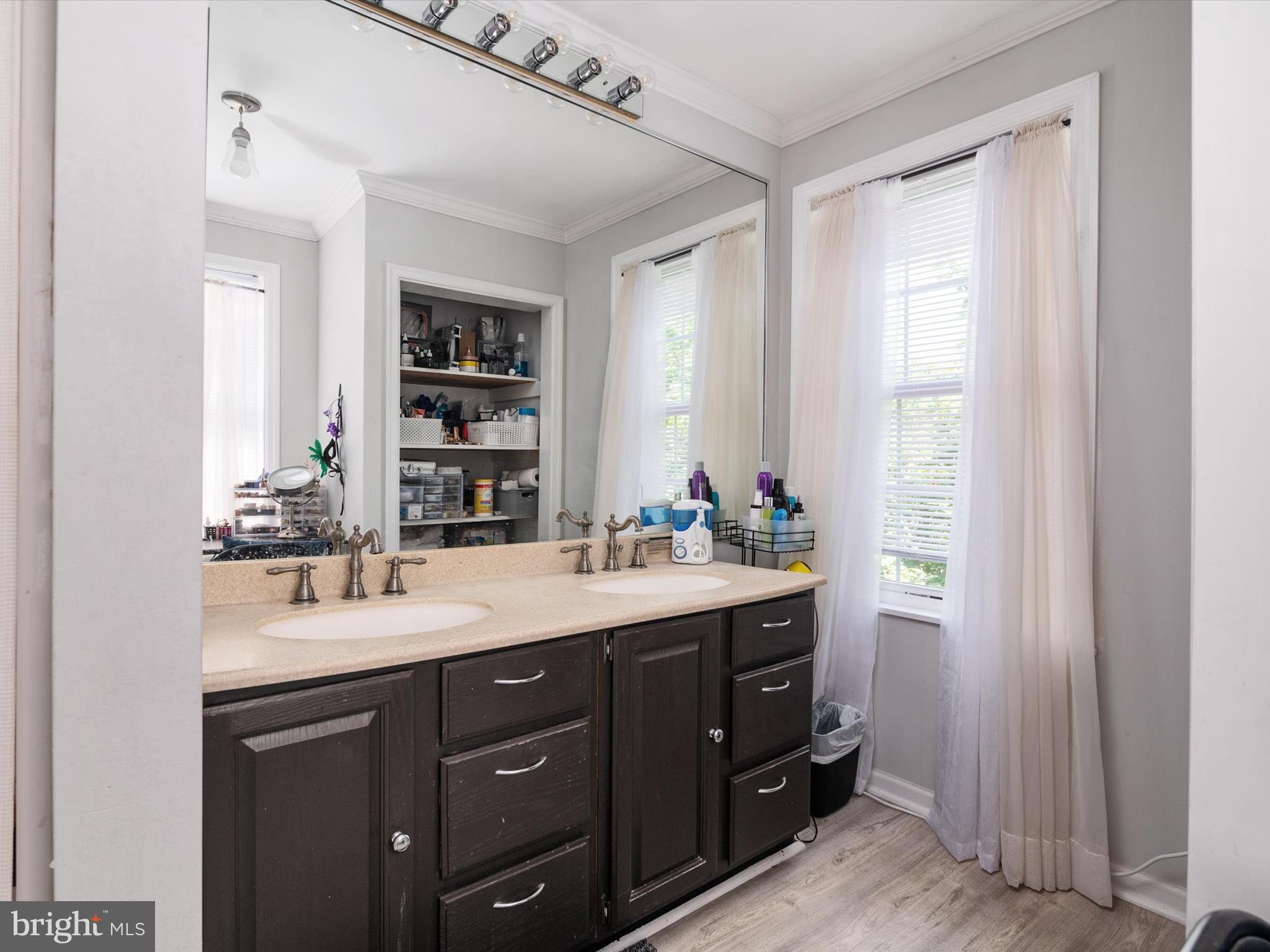 SYLVAN SHORES FOREST - Residential