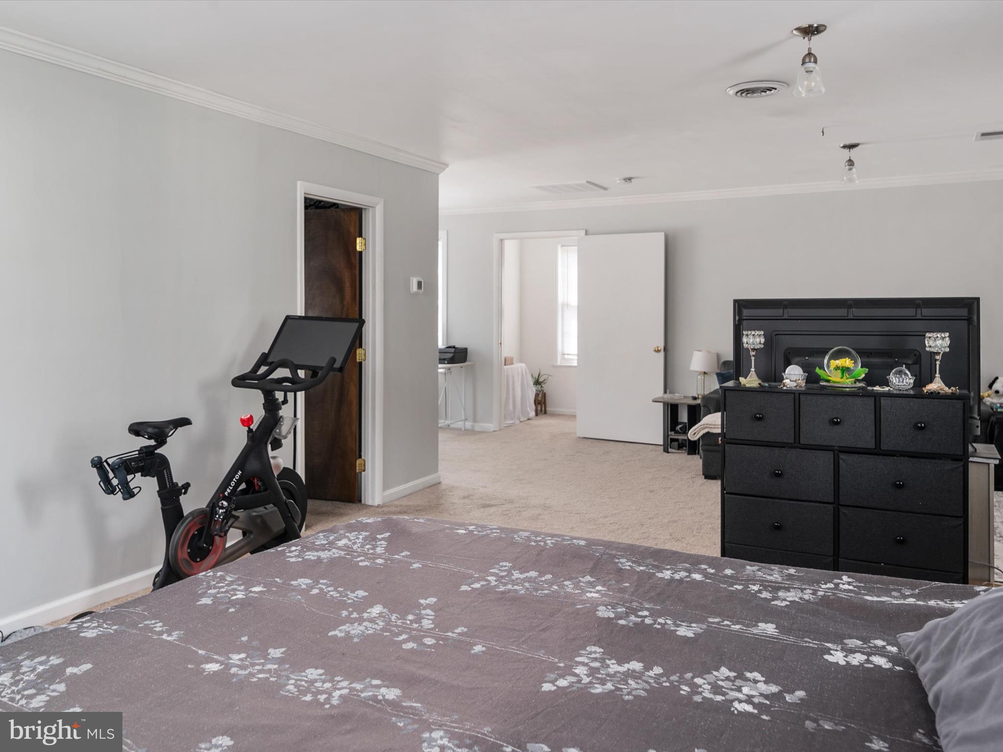 SYLVAN SHORES FOREST - Residential