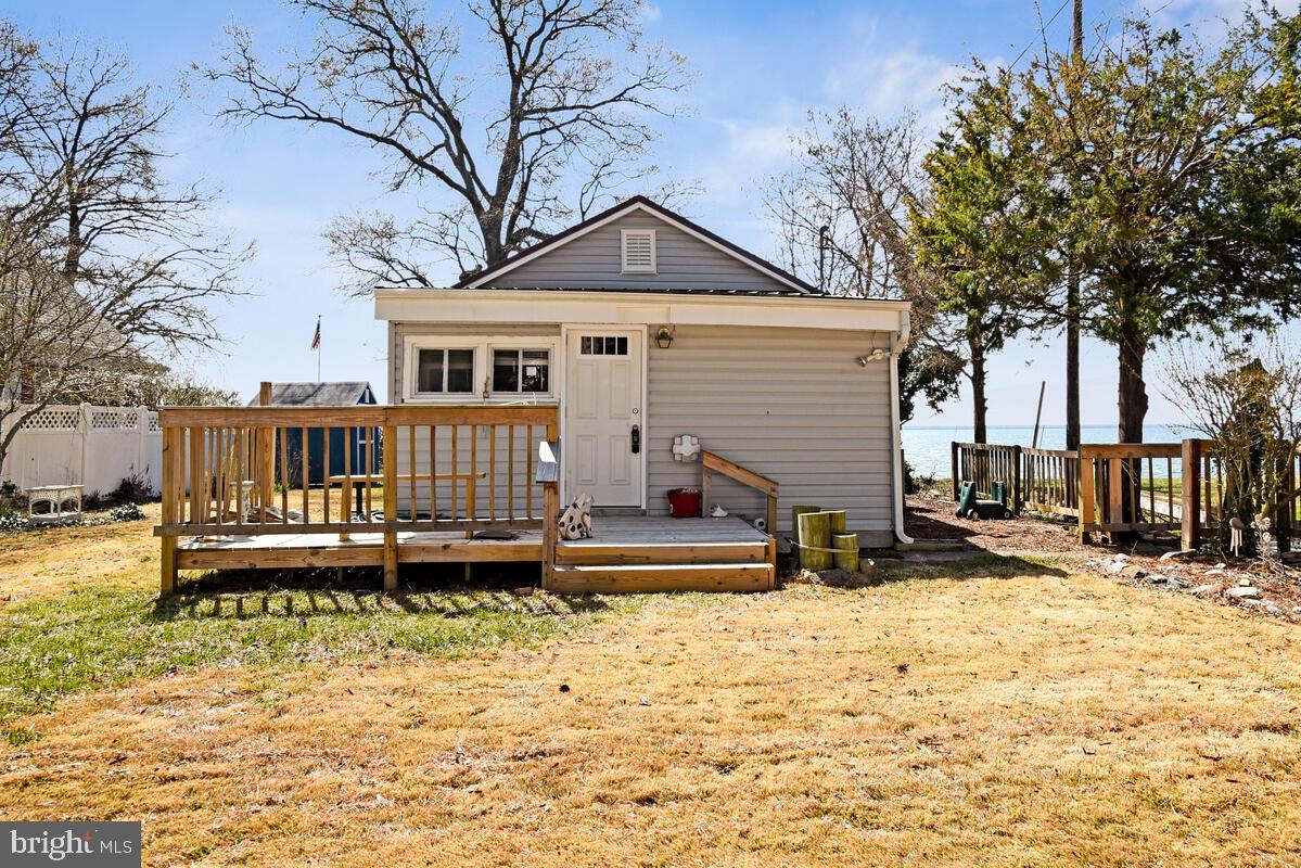 COBB ISLAND - Residential