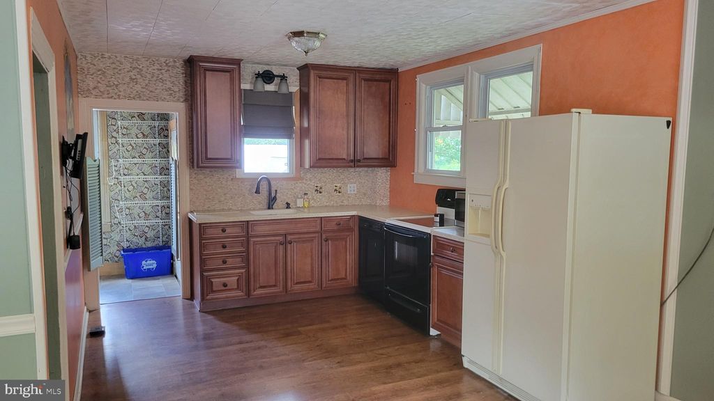 Photo of 8 E Main Street, WINDSOR, PA 17366 (MLS # PAYK2089474)