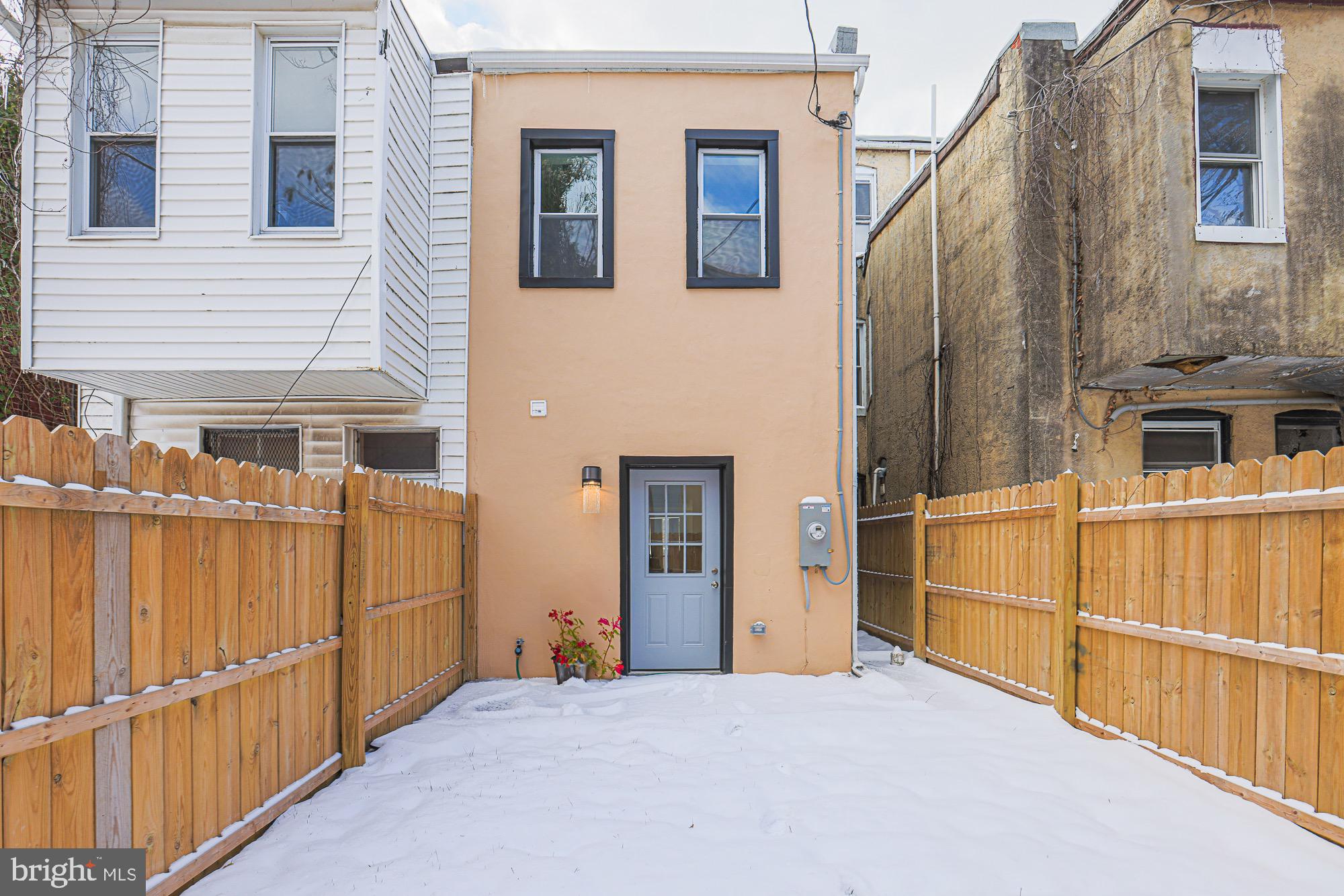 MIDWAY - Residential