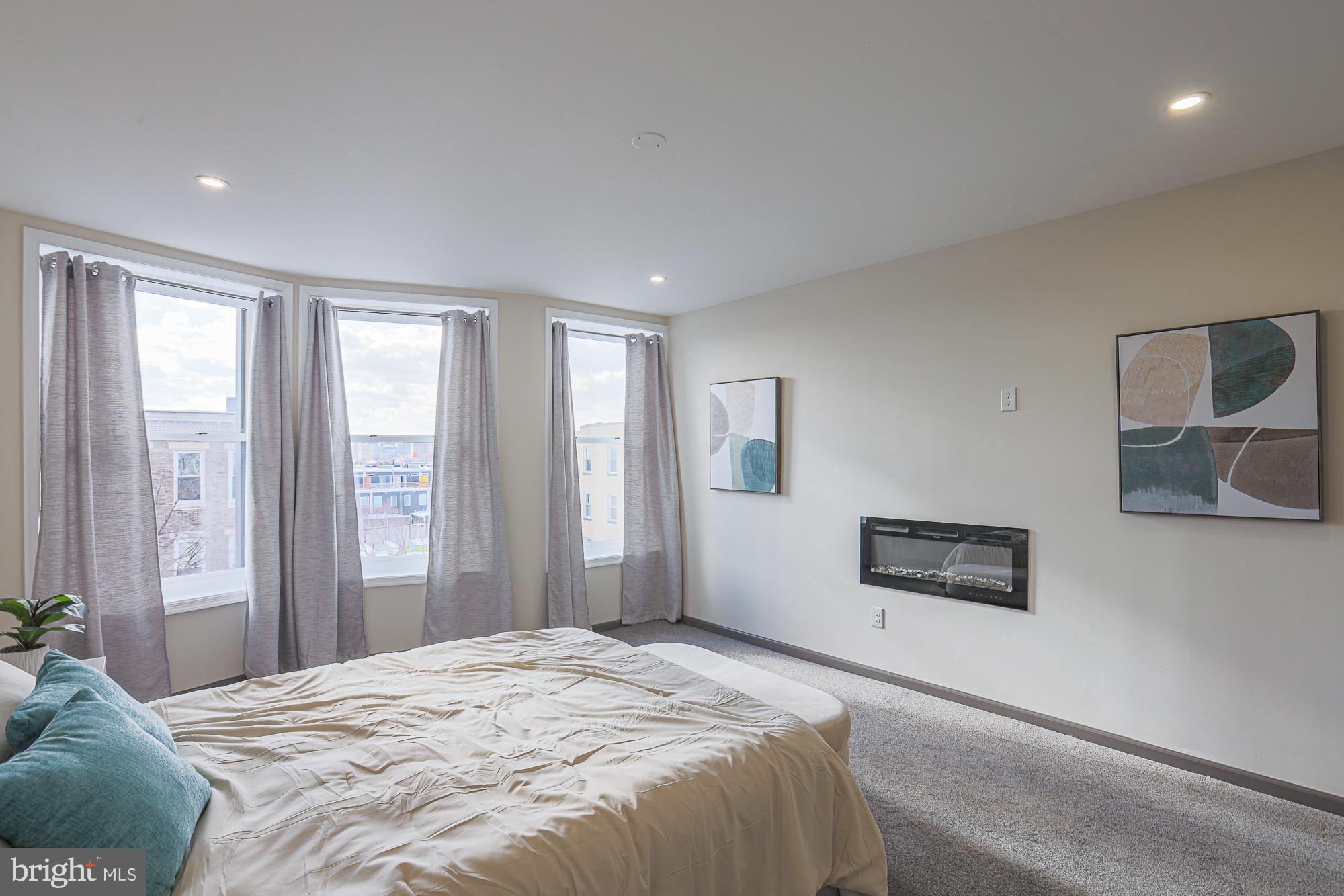 MIDWAY - Residential