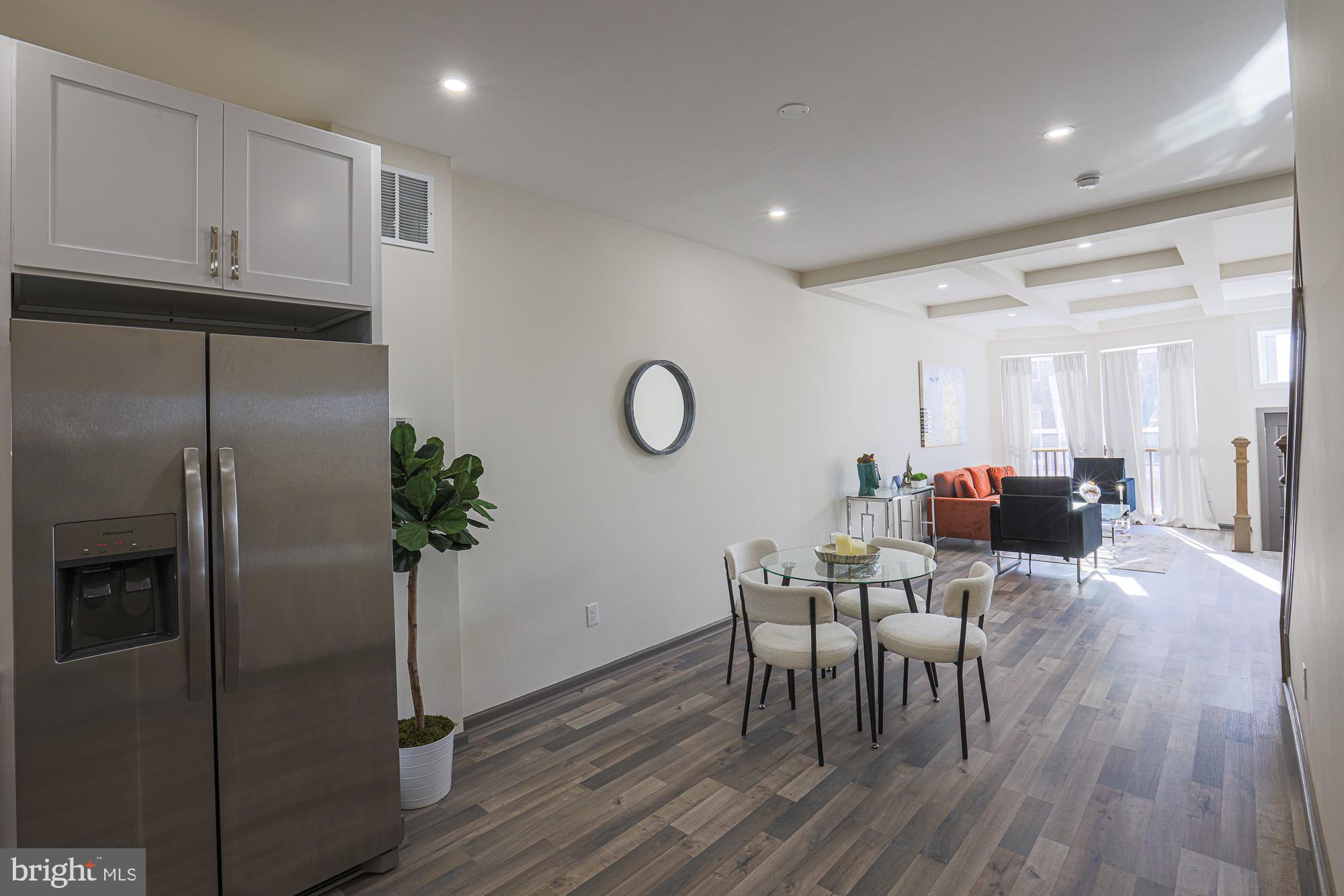 MIDWAY - Residential