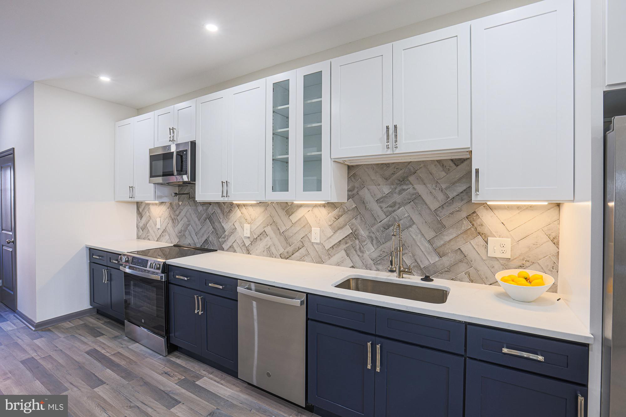 MIDWAY - Residential
