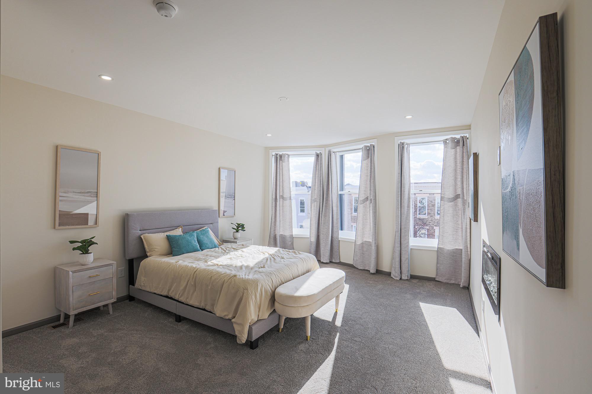 MIDWAY - Residential
