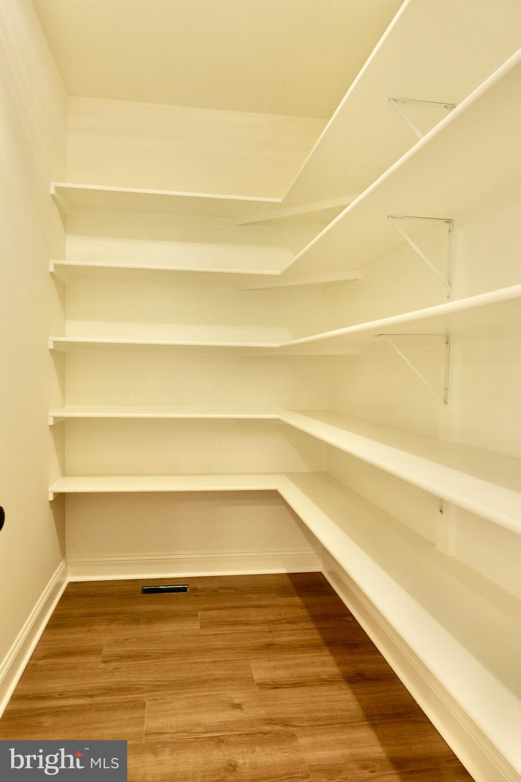 RIVER BEND - Residential