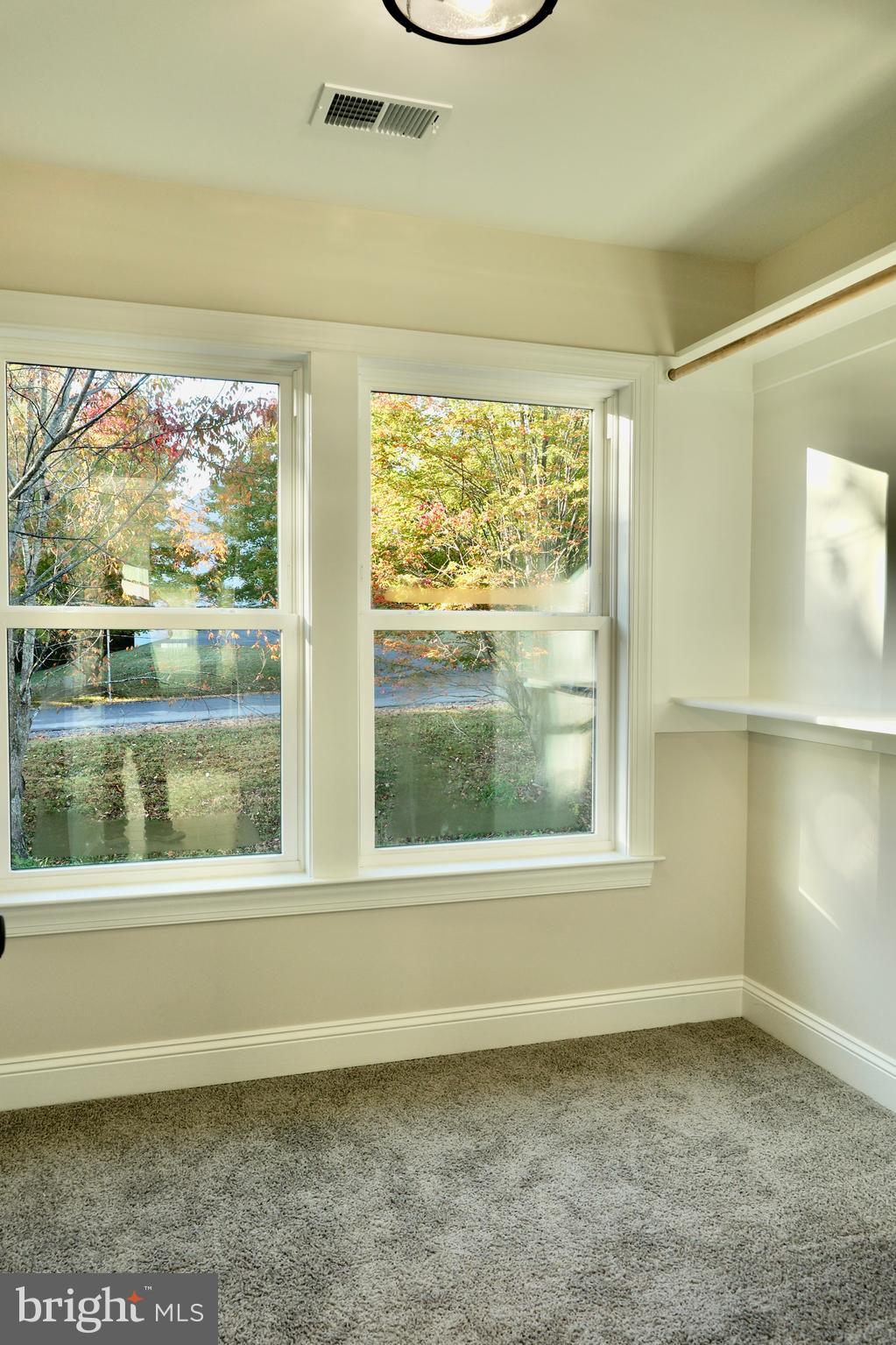 RIVER BEND - Residential