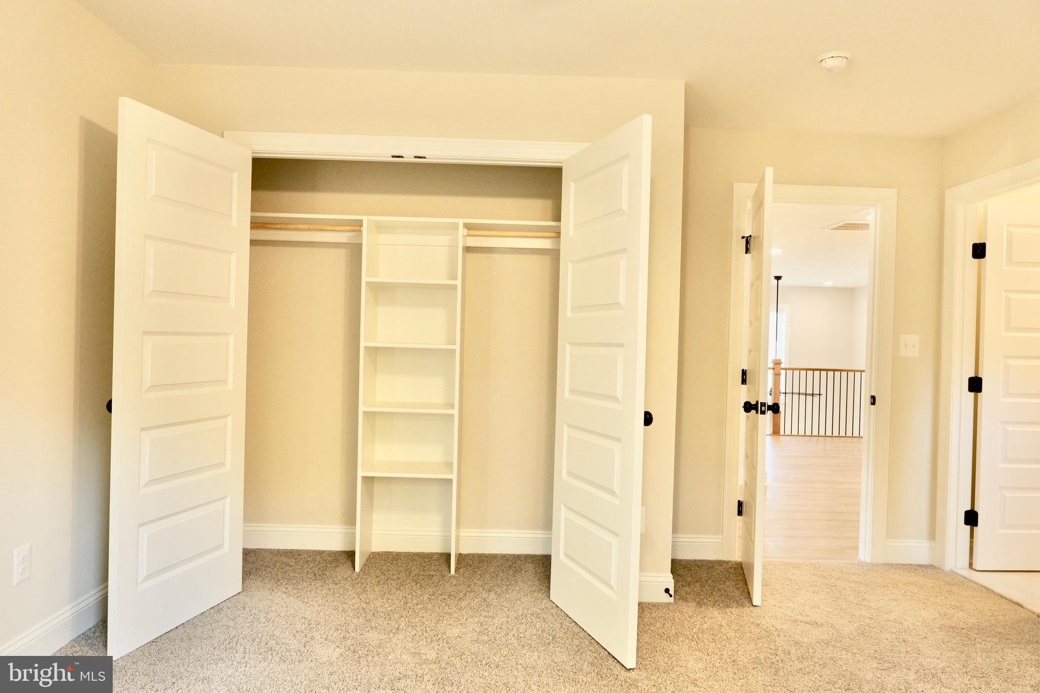 RIVER BEND - Residential