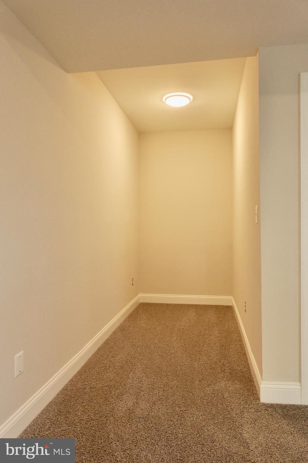 RIVER BEND - Residential