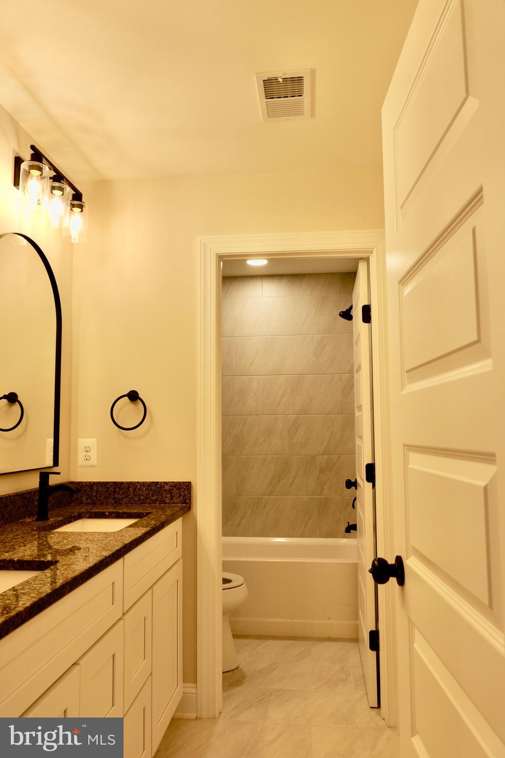 RIVER BEND - Residential