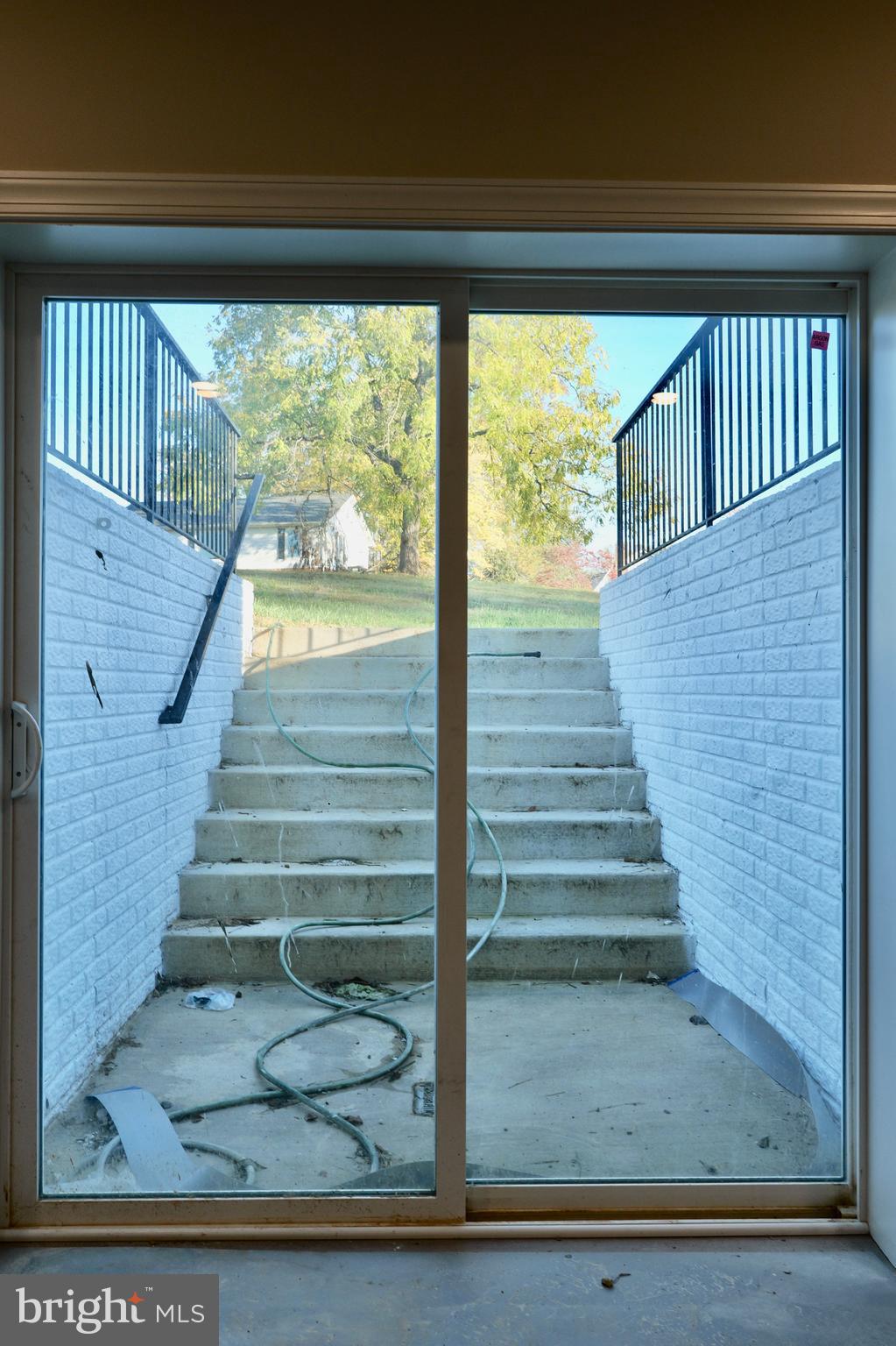 RIVER BEND - Residential