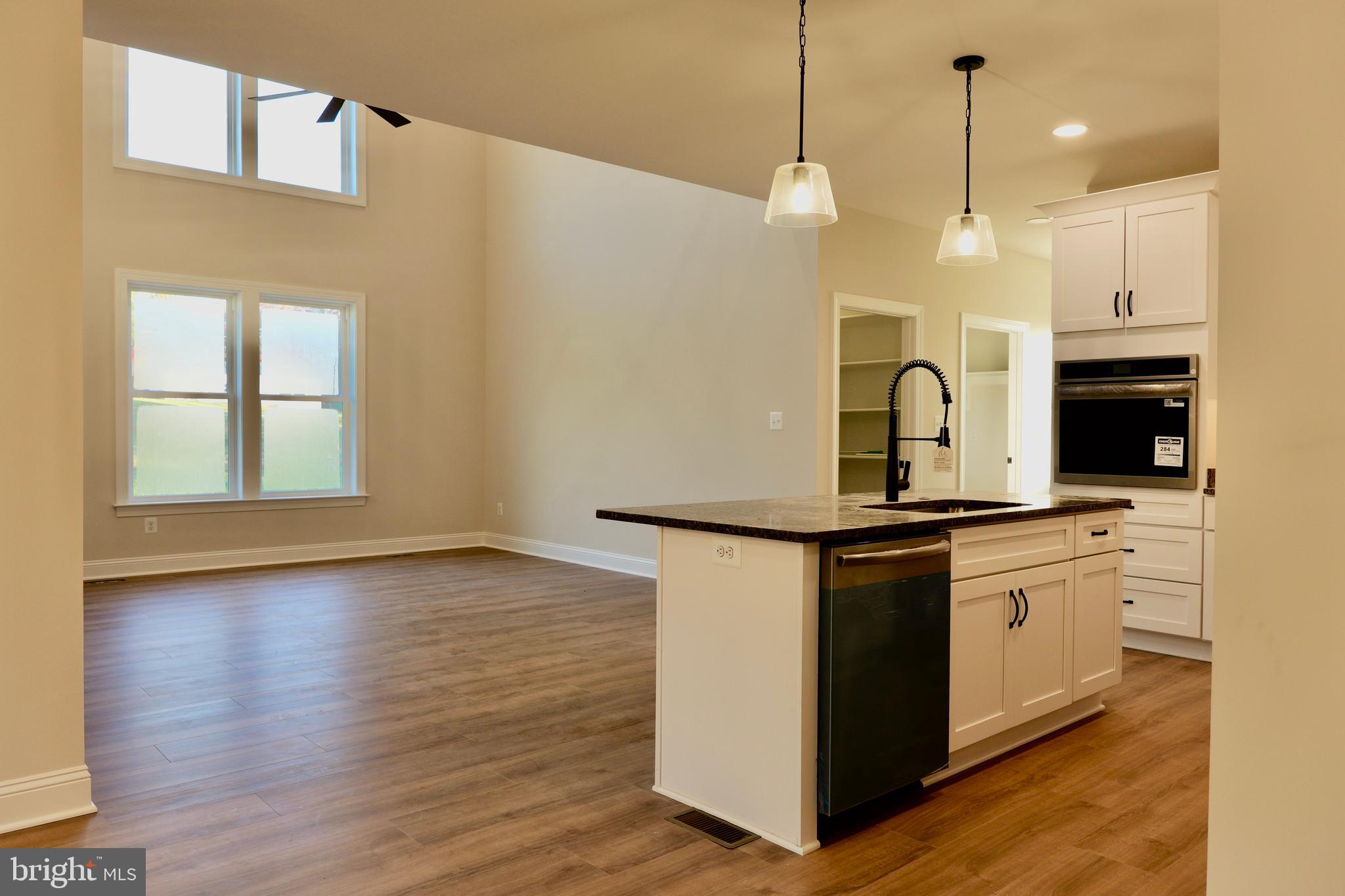 RIVER BEND - Residential