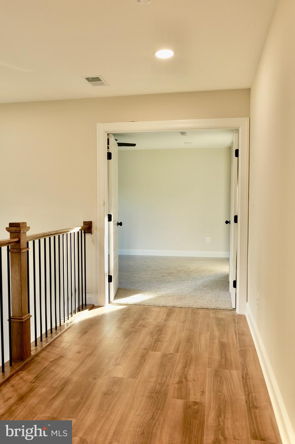 RIVER BEND - Residential