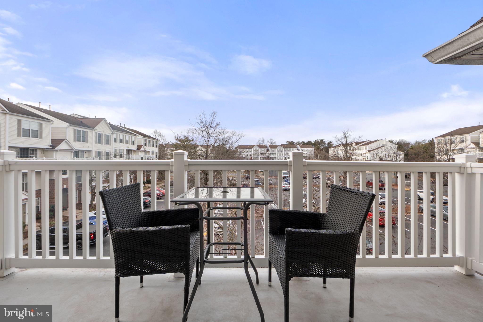 CHATHAM GREEN CONDOMINIUM - Residential