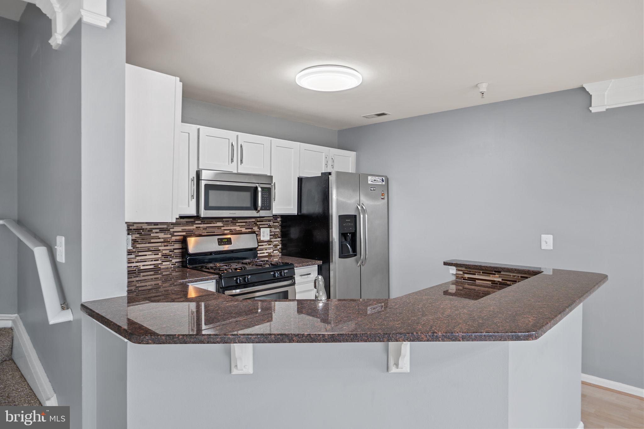 CHATHAM GREEN CONDOMINIUM - Residential