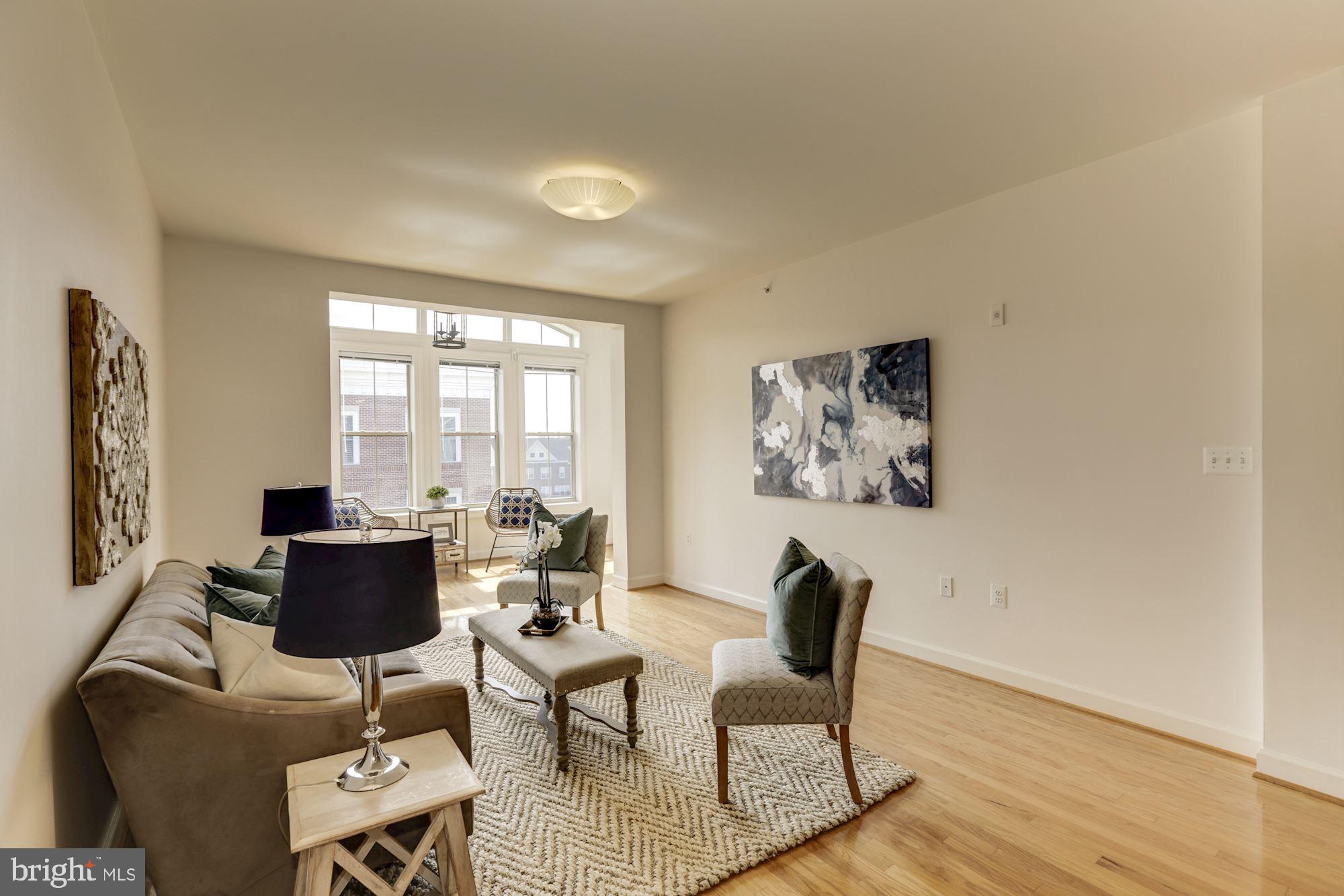 HARBOR POINT WEST CONDO - Residential