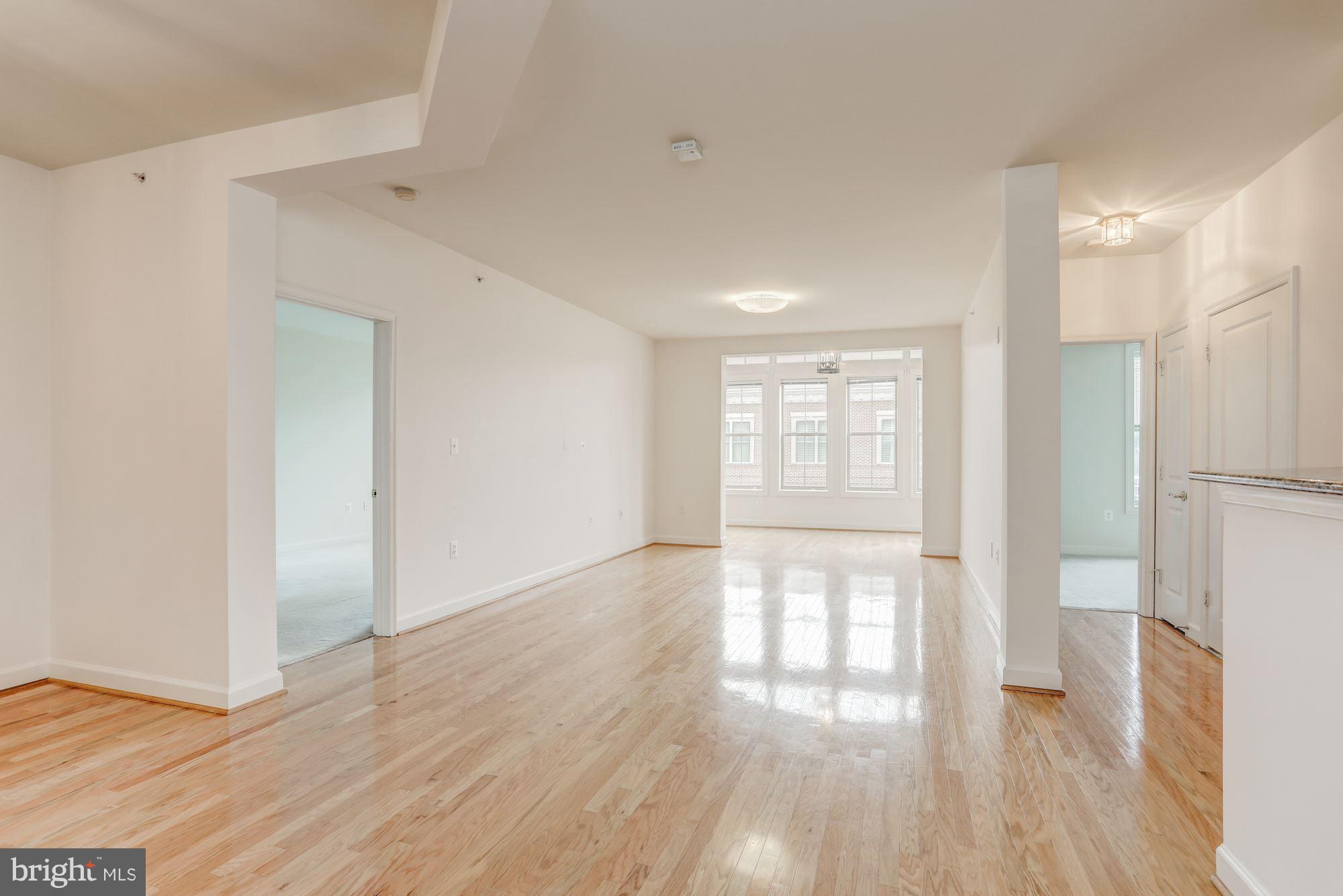 HARBOR POINT WEST CONDO - Residential